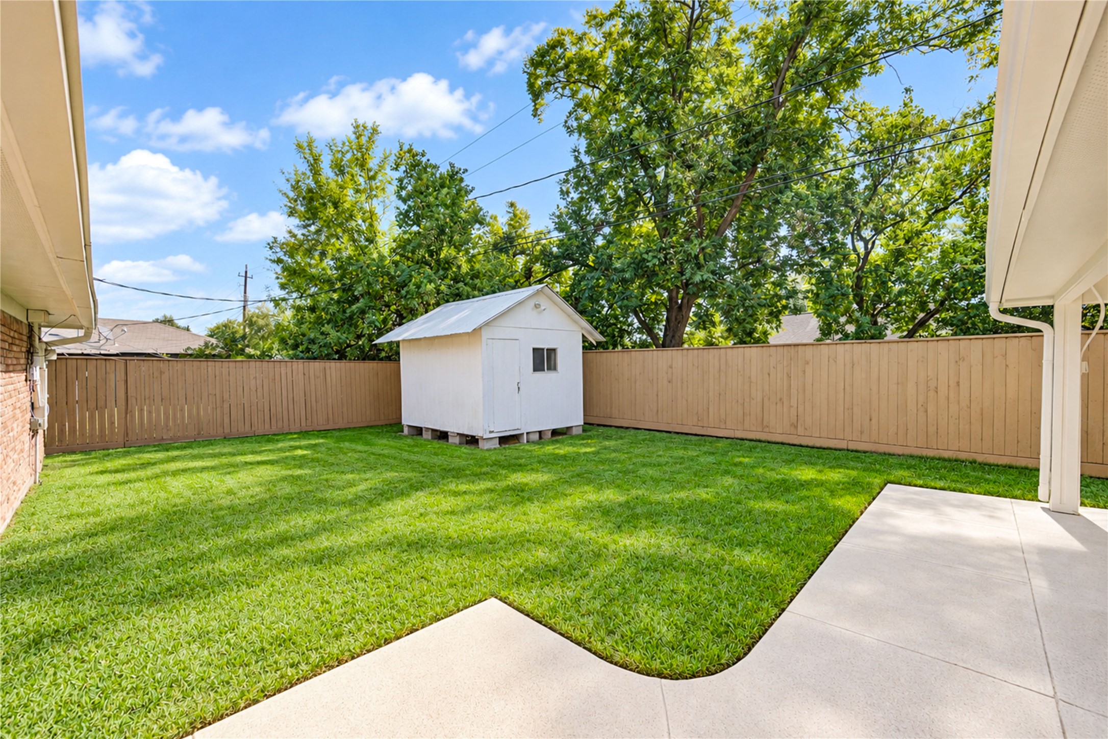 703 Oriole Lane, Pasadena, TX 77502