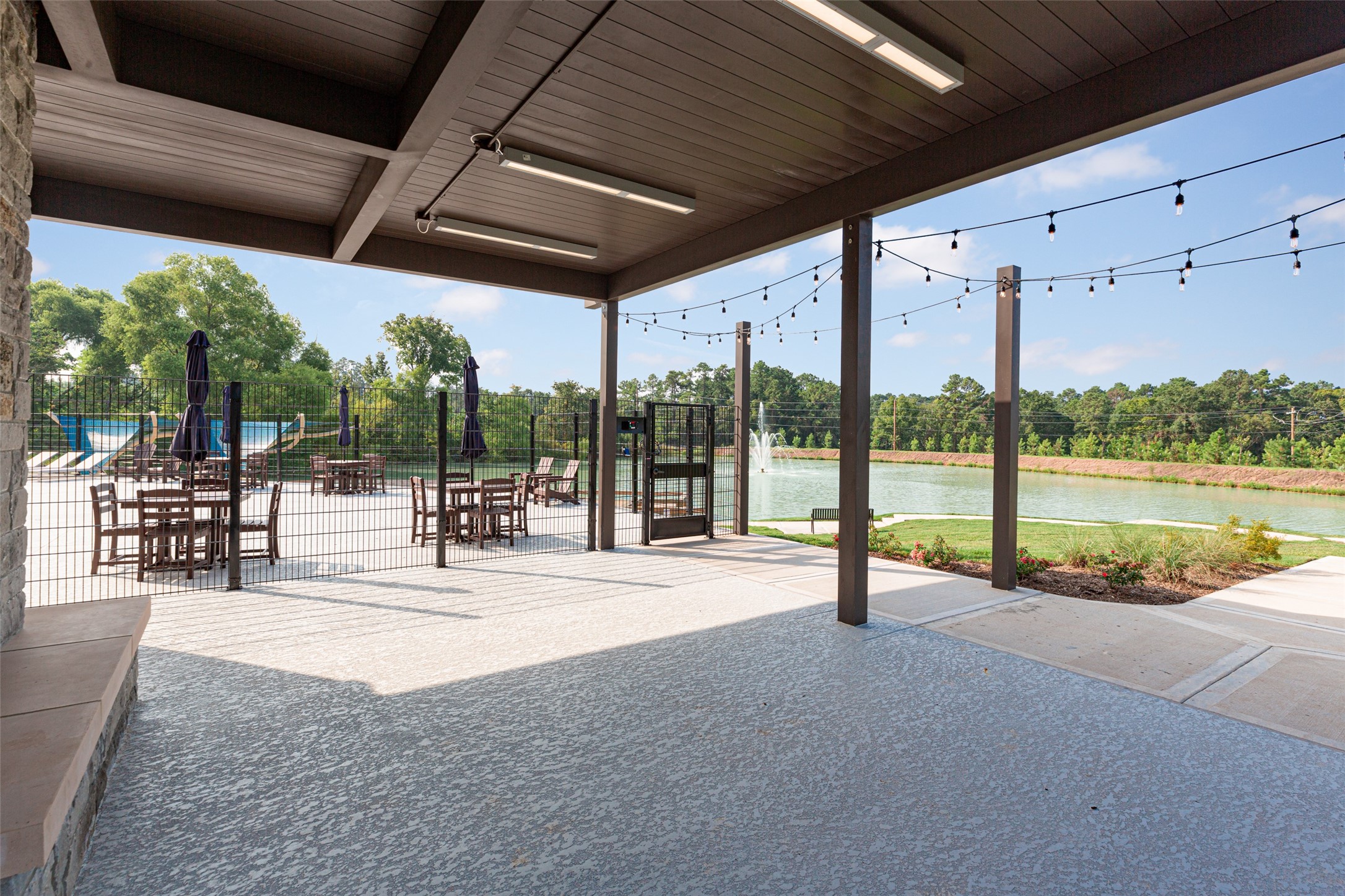9213 Crestone Peak Drive, Willis, TX 77318