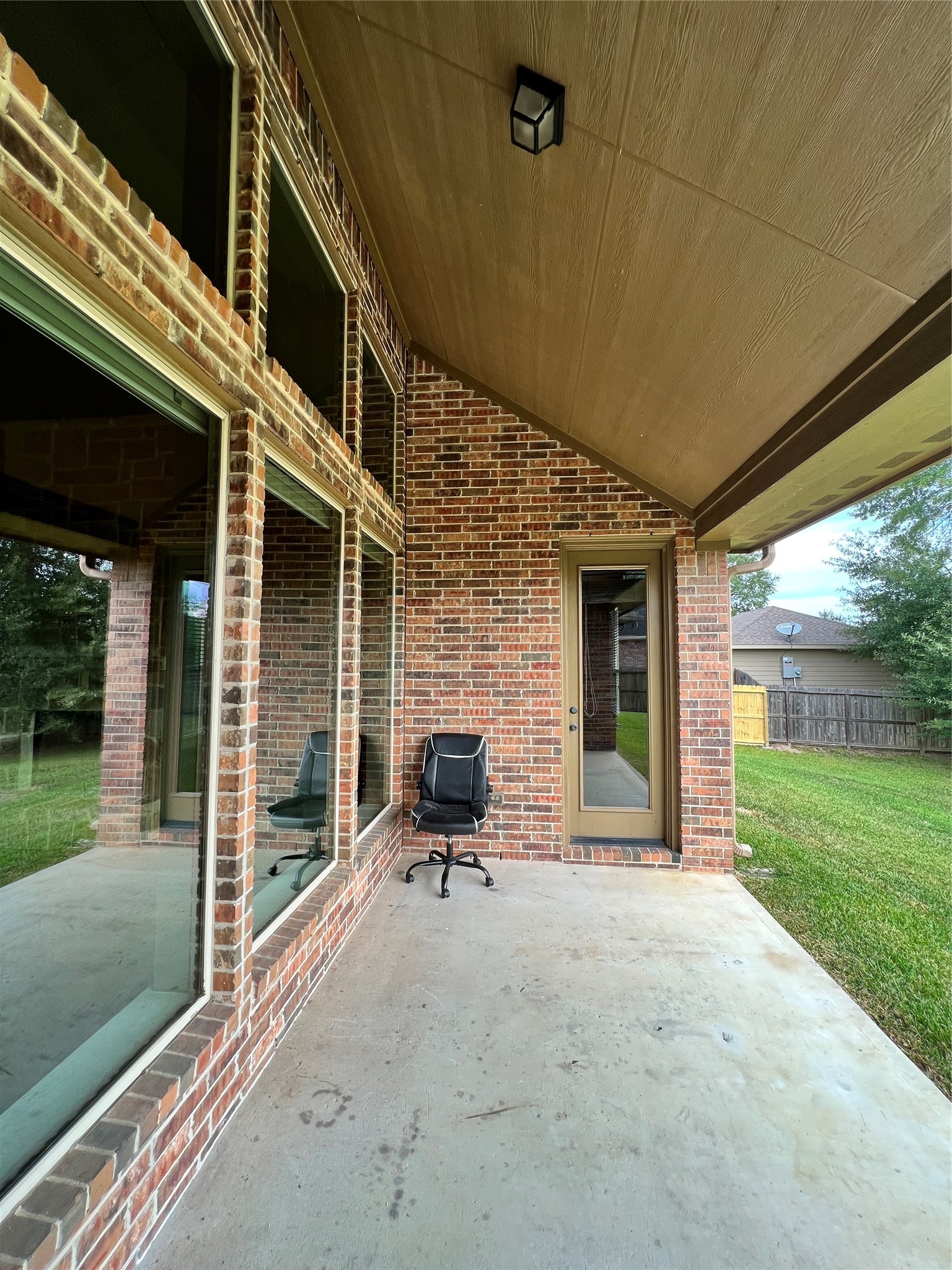 40636 Damuth Drive, Magnolia, TX 77354