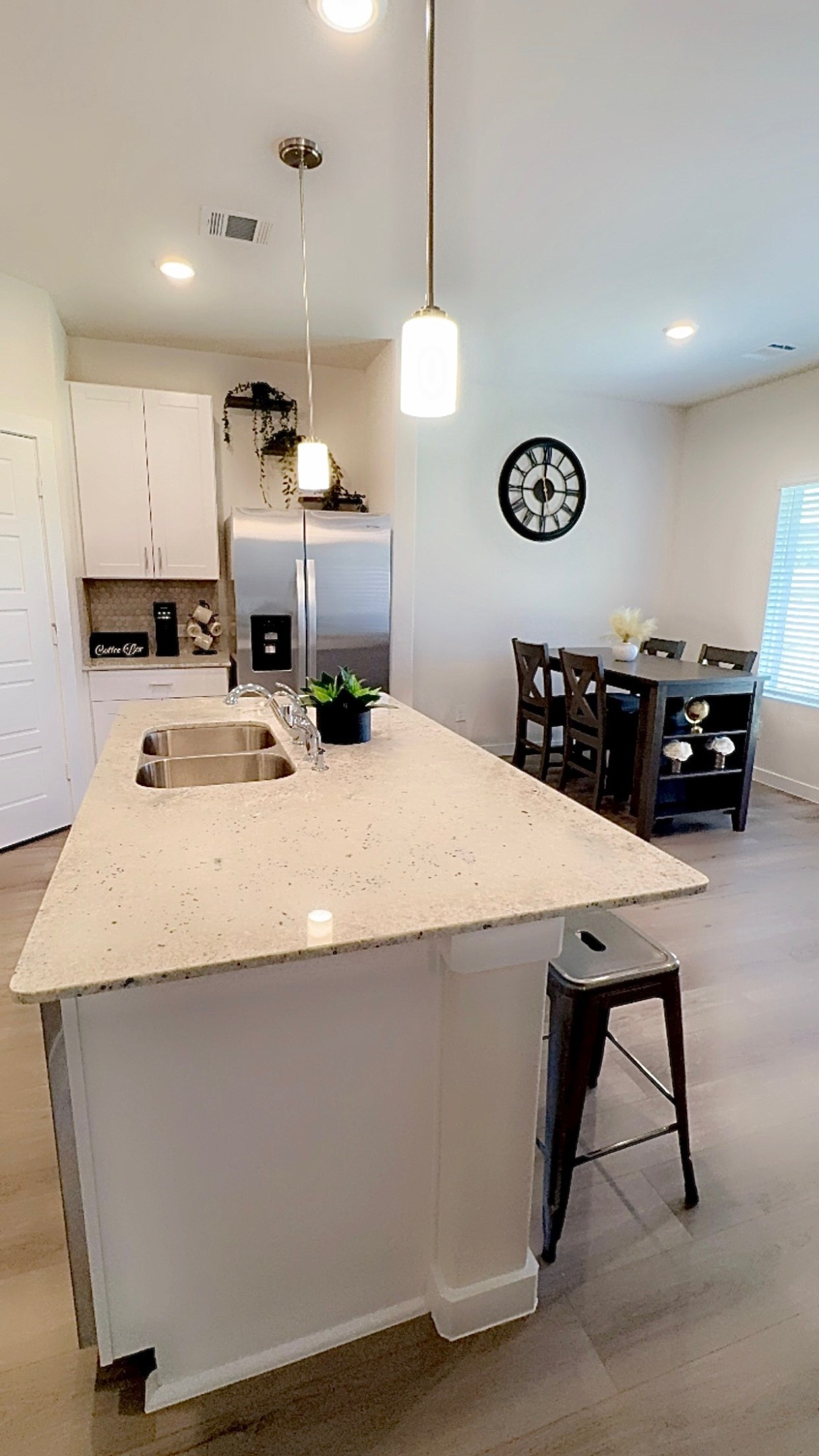 223 Shore Pointe Court, Montgomery, TX 77316