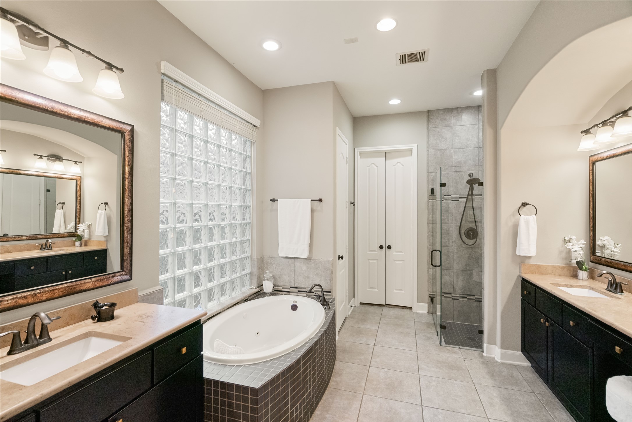 13851 Oak Fair Bend, Cypress, TX 77429
