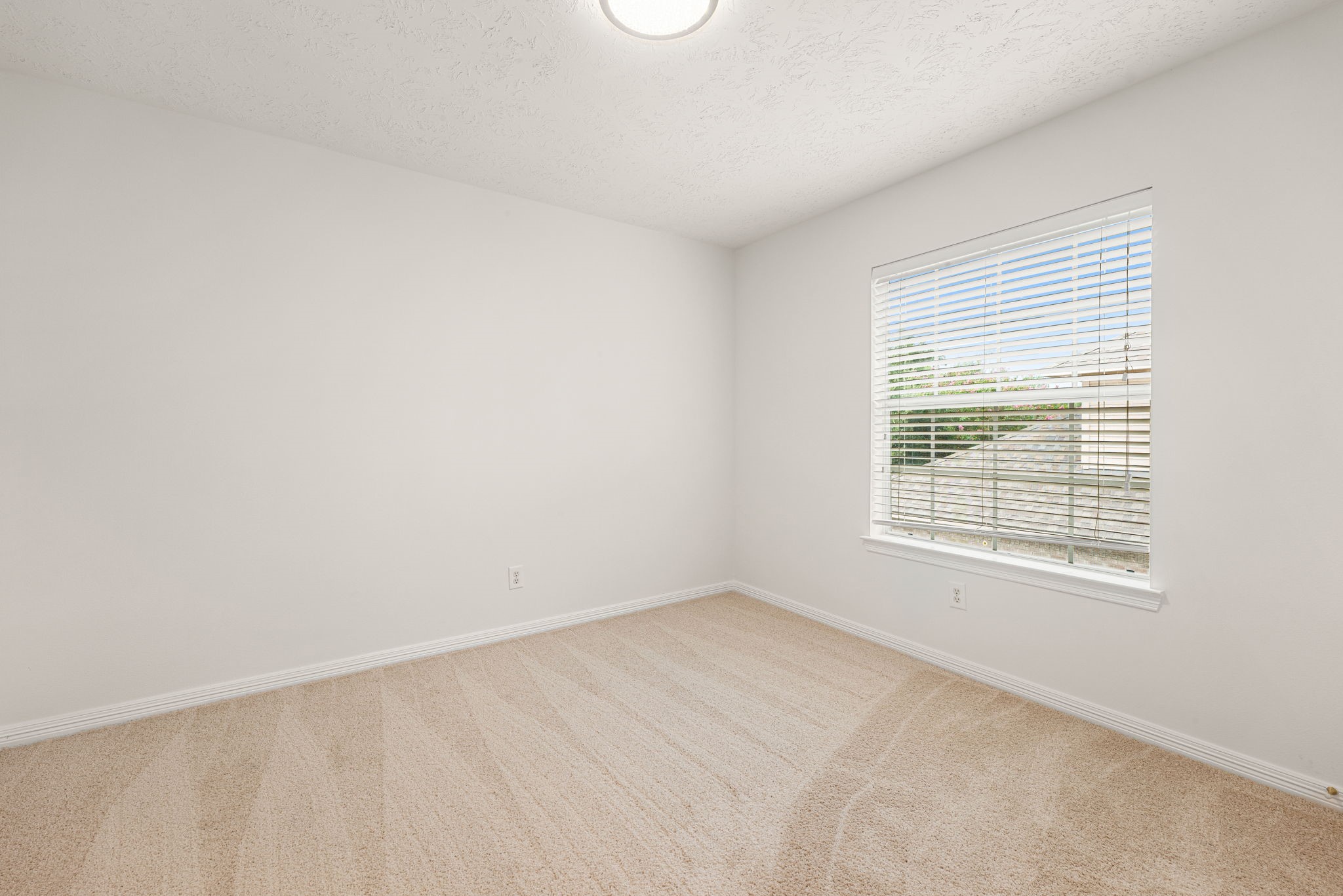 9423 Walnut Brook Court, Houston, TX 77040