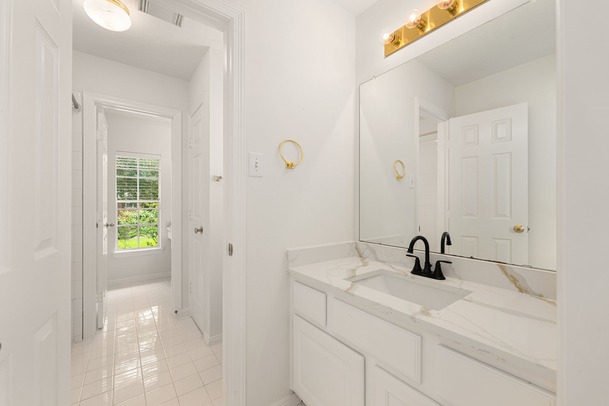 9423 Walnut Brook Court, Houston, TX 77040