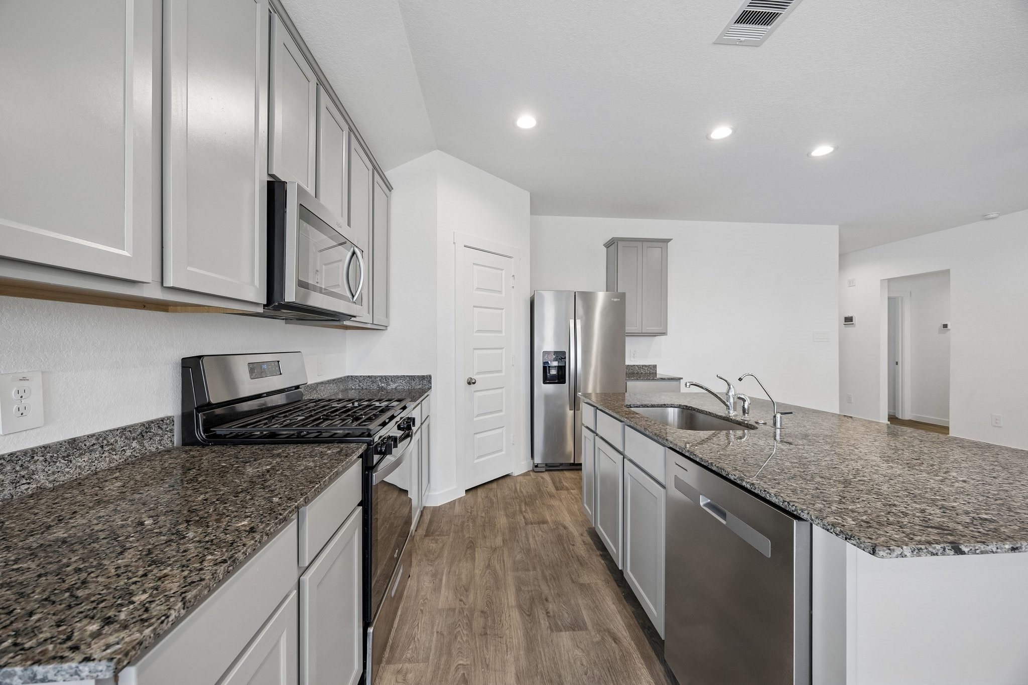 4003 Beltingham Bend Way, Fulshear, TX 77441 4003 Beltingham Bend Way, Fulshear, TX 77441