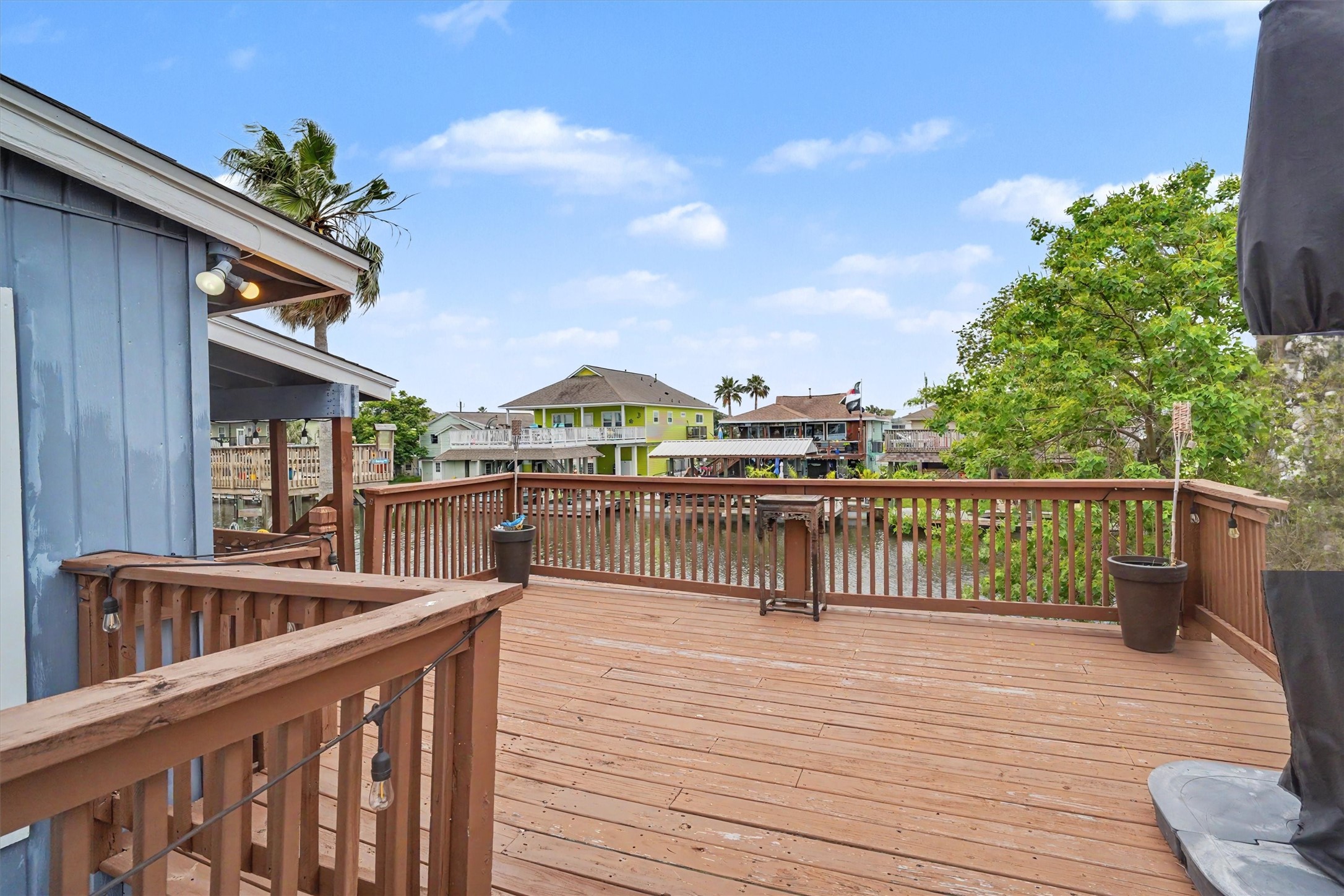 Deck