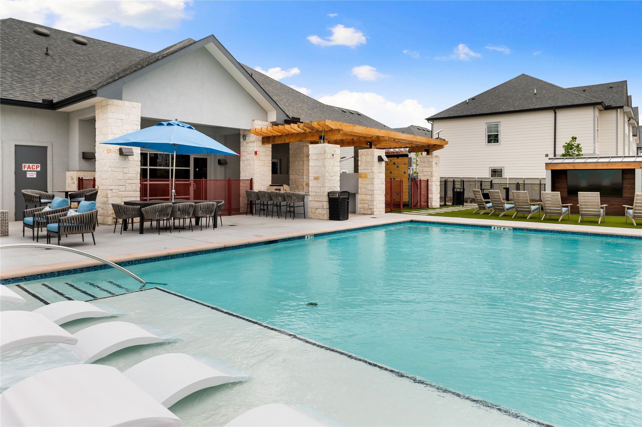 28325-115 Birnham Woods Drive, Spring, TX 77386