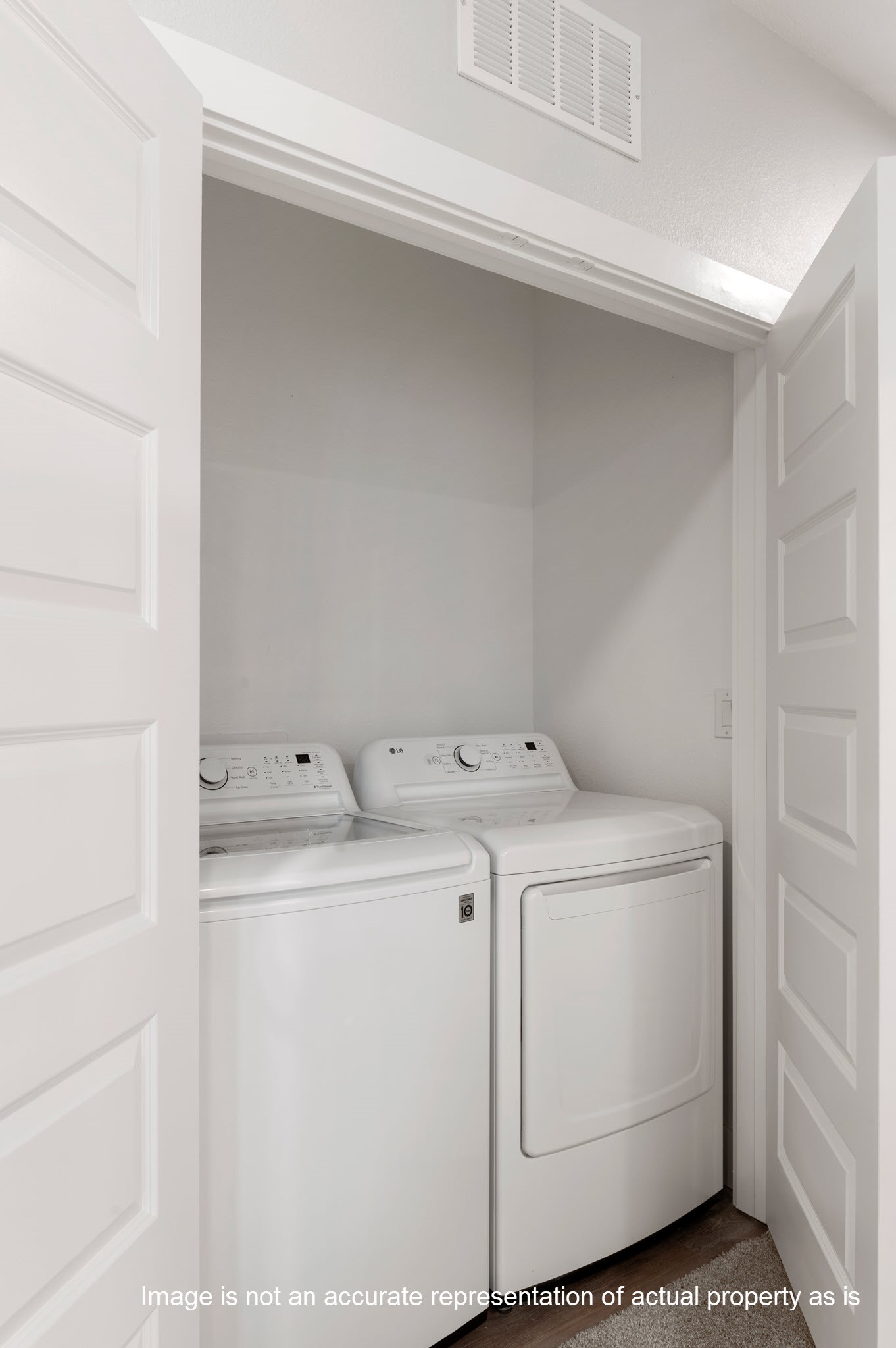 28325-115 Birnham Woods Drive, Spring, TX 77386