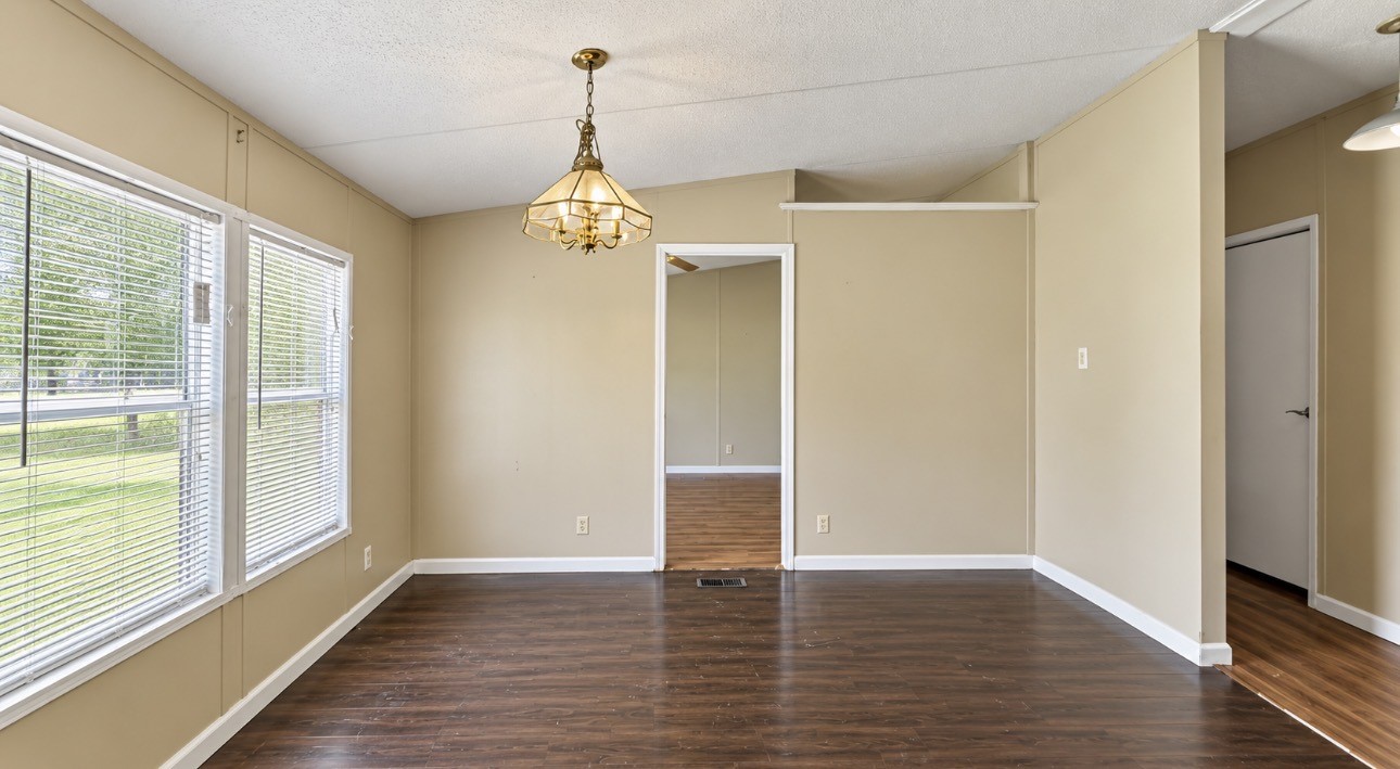 6710 Trail Loop W, Rosharon, TX 77583 6710 Trail Loop W, Rosharon, TX 77583