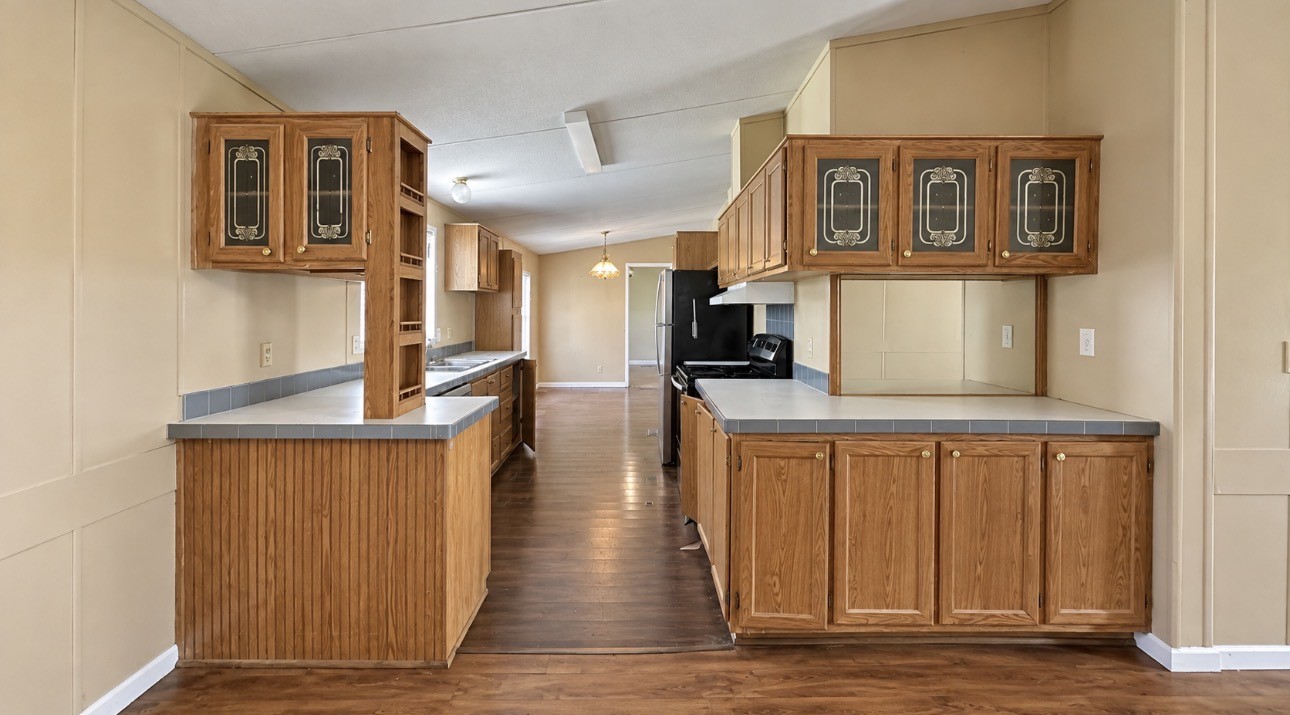 6710 Trail Loop W, Rosharon, TX 77583 6710 Trail Loop W, Rosharon, TX 77583