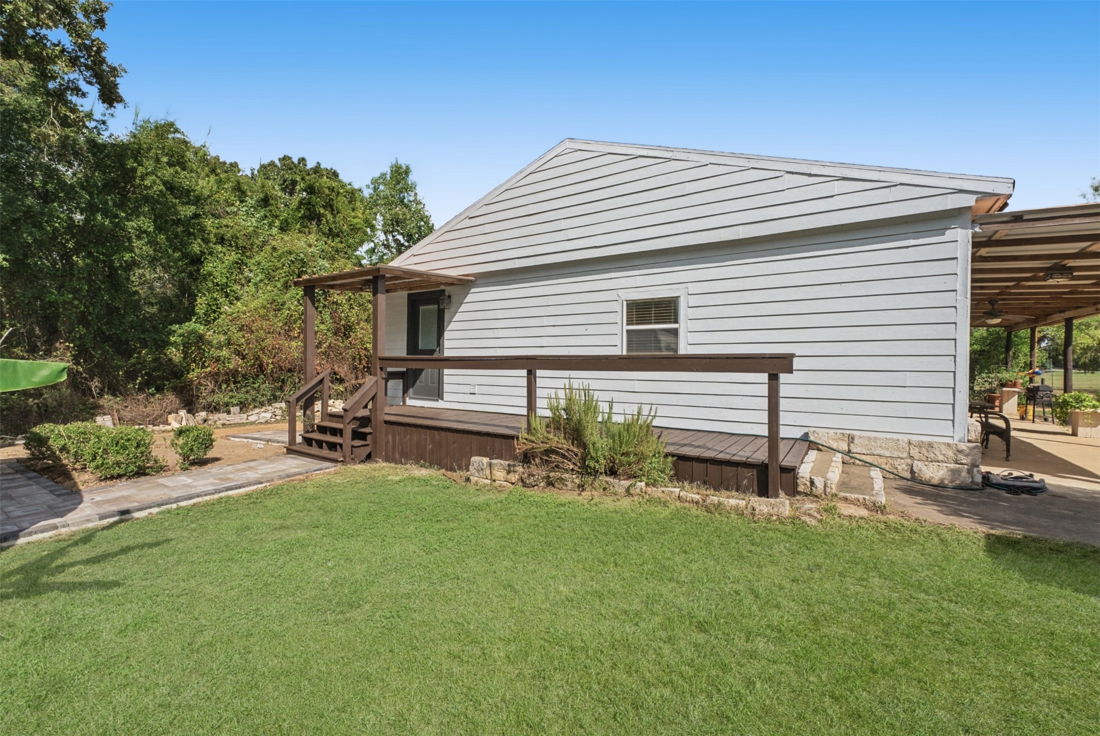 15276 Capitol Hill Road, Montgomery, TX 77316