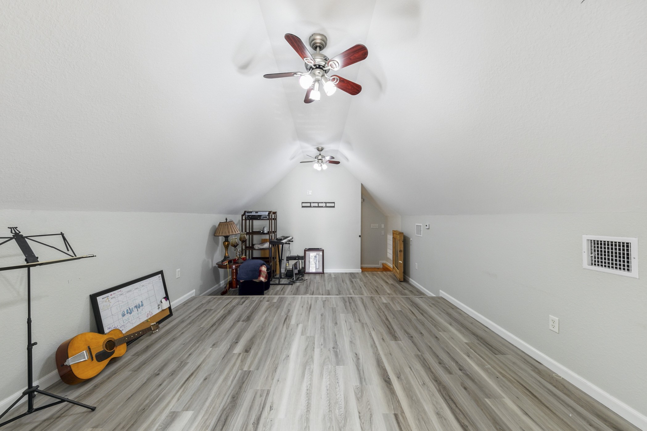 3430 W Meadow Lane, Dickinson, TX 77539
