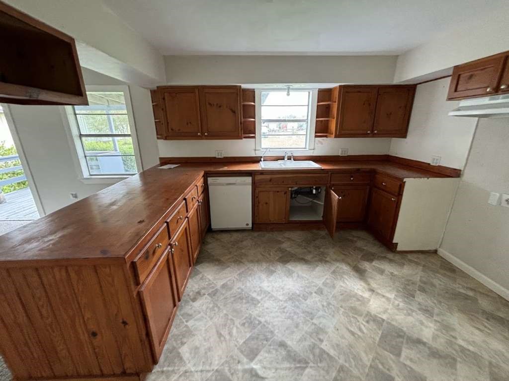 15020 S Baylan Street, Santa Fe, TX 77517