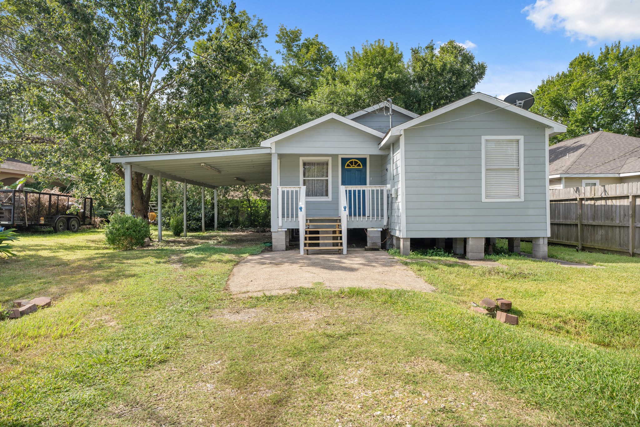 4514 E 24th E Street, Dickinson, TX 77539 4514 E 24th E Street, Dickinson, TX 77539