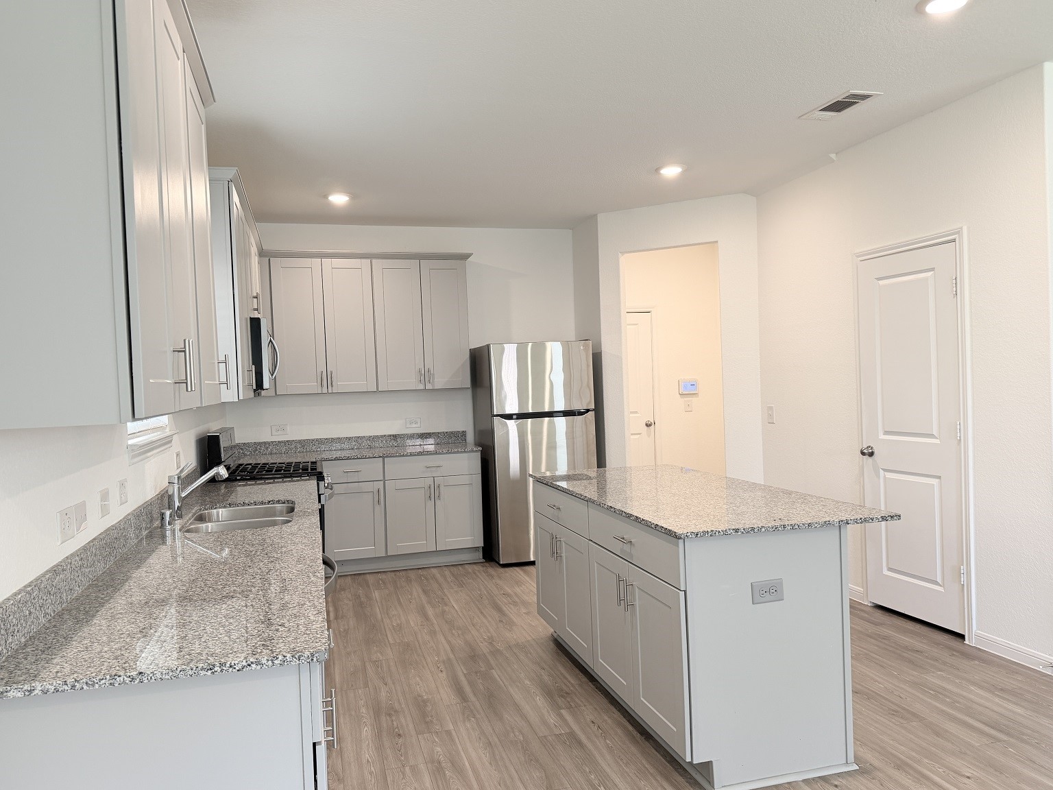 1020 Laguna Cove Drive, Katy, TX 77493