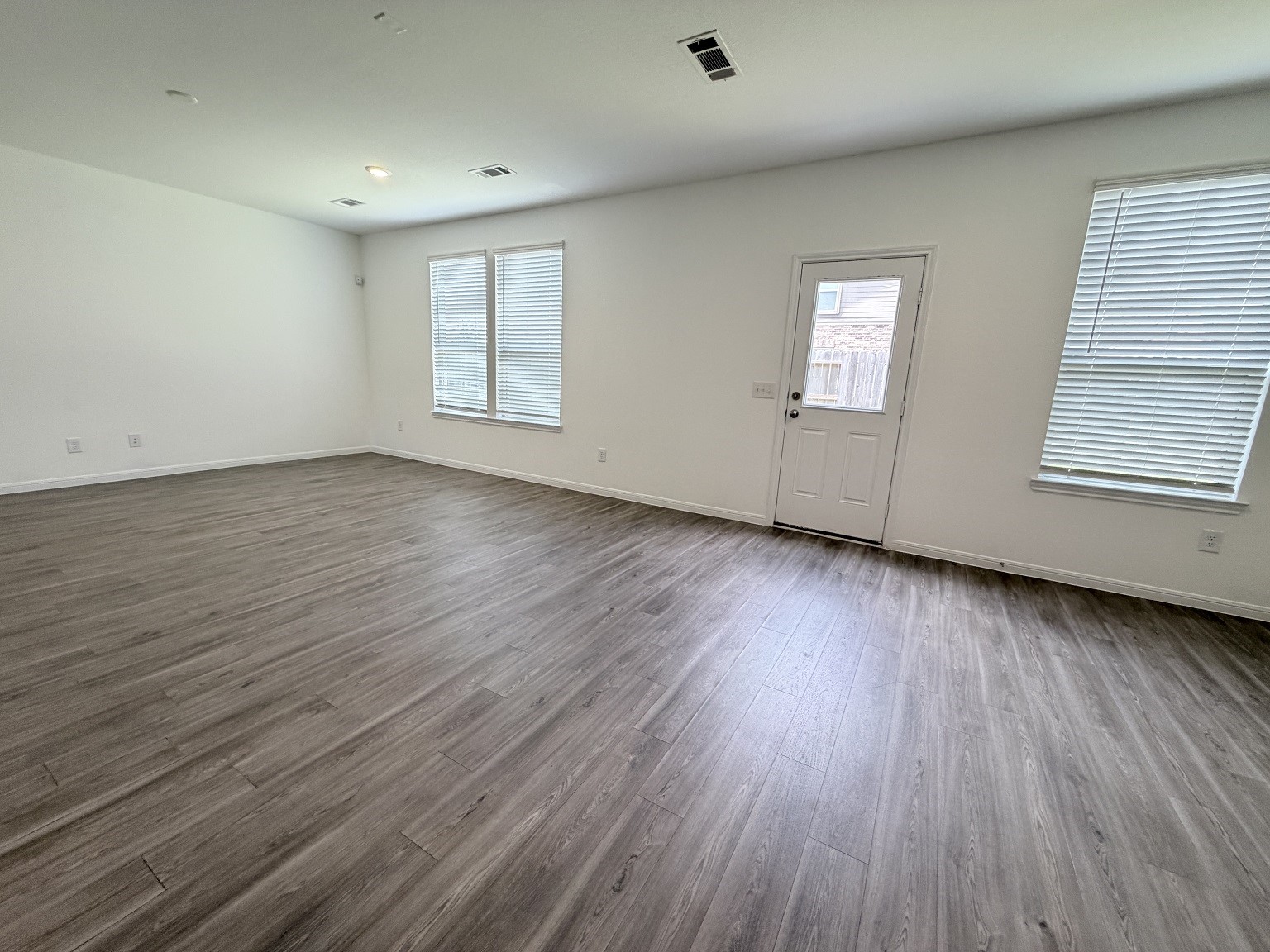 1020 Laguna Cove Drive, Katy, TX 77493