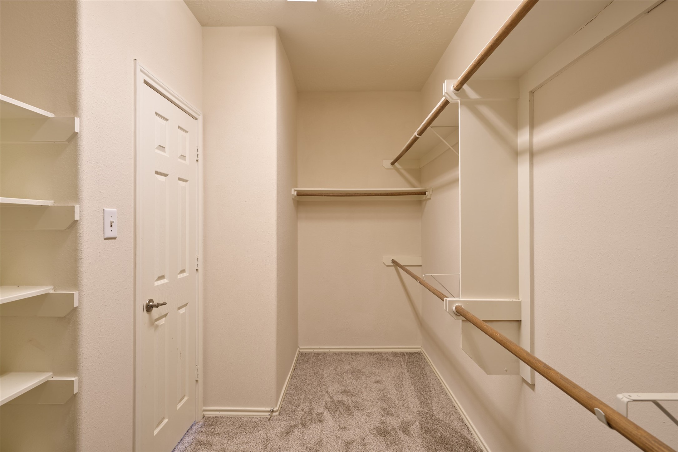 4923 Forest Hurst Drive, Spring, TX 77373