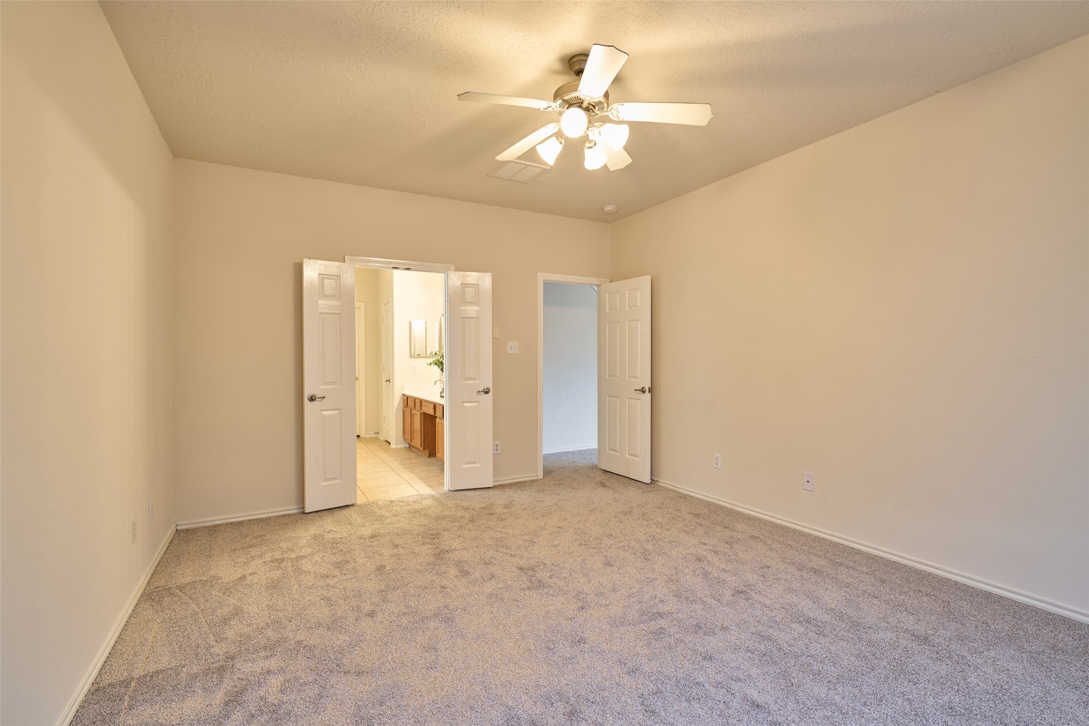 4923 Forest Hurst Drive, Spring, TX 77373