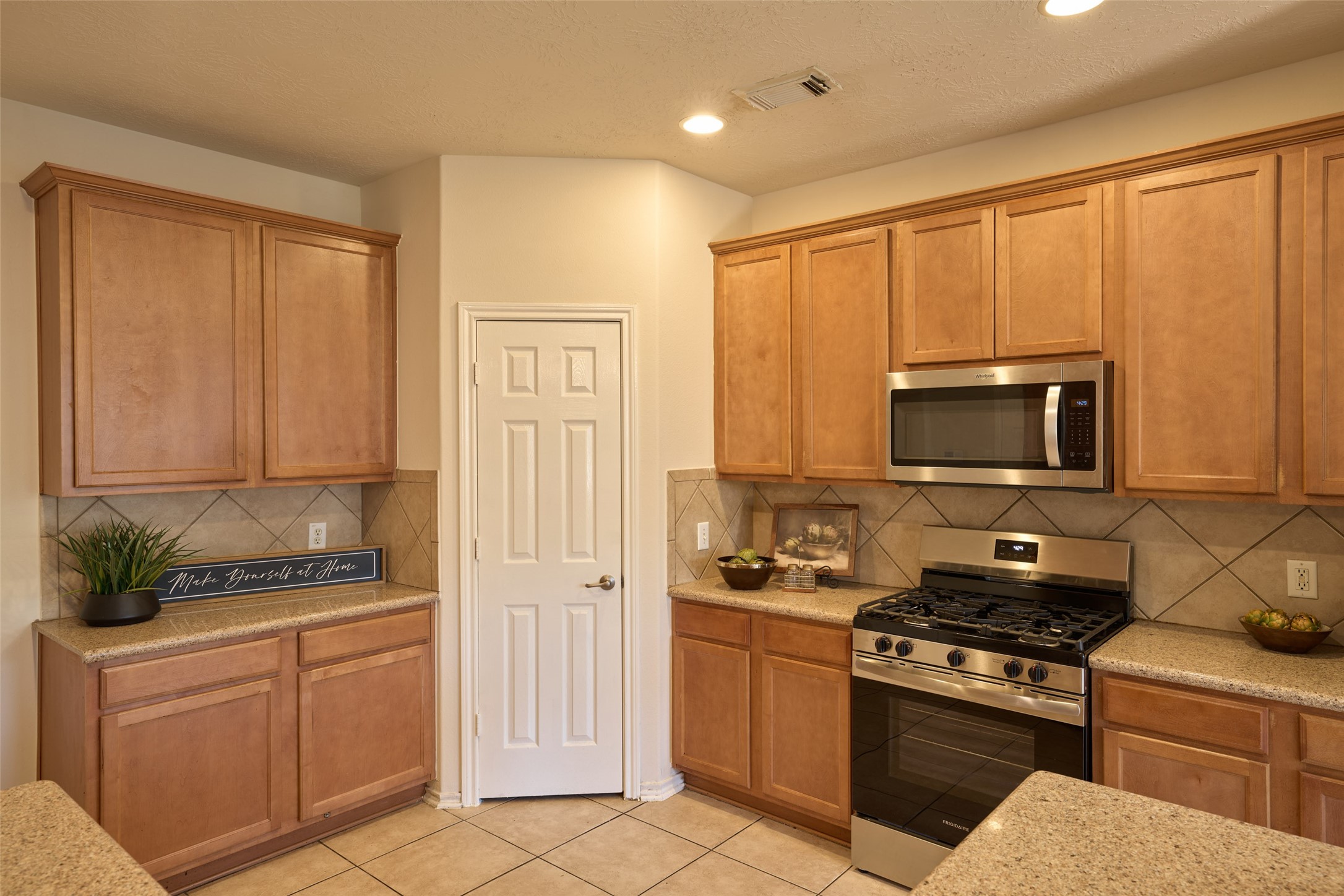 4923 Forest Hurst Drive, Spring, TX 77373