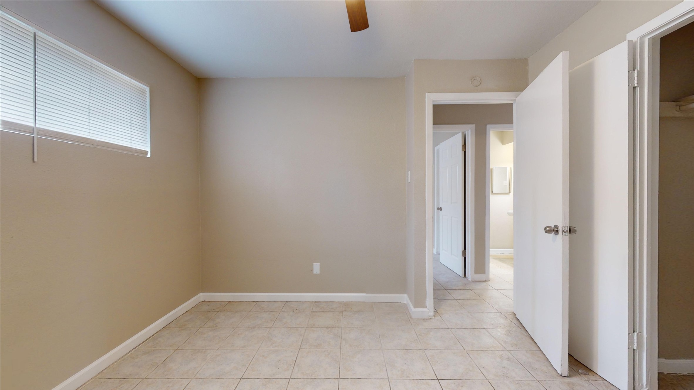 5017 Mallow Street, Houston, TX 77033