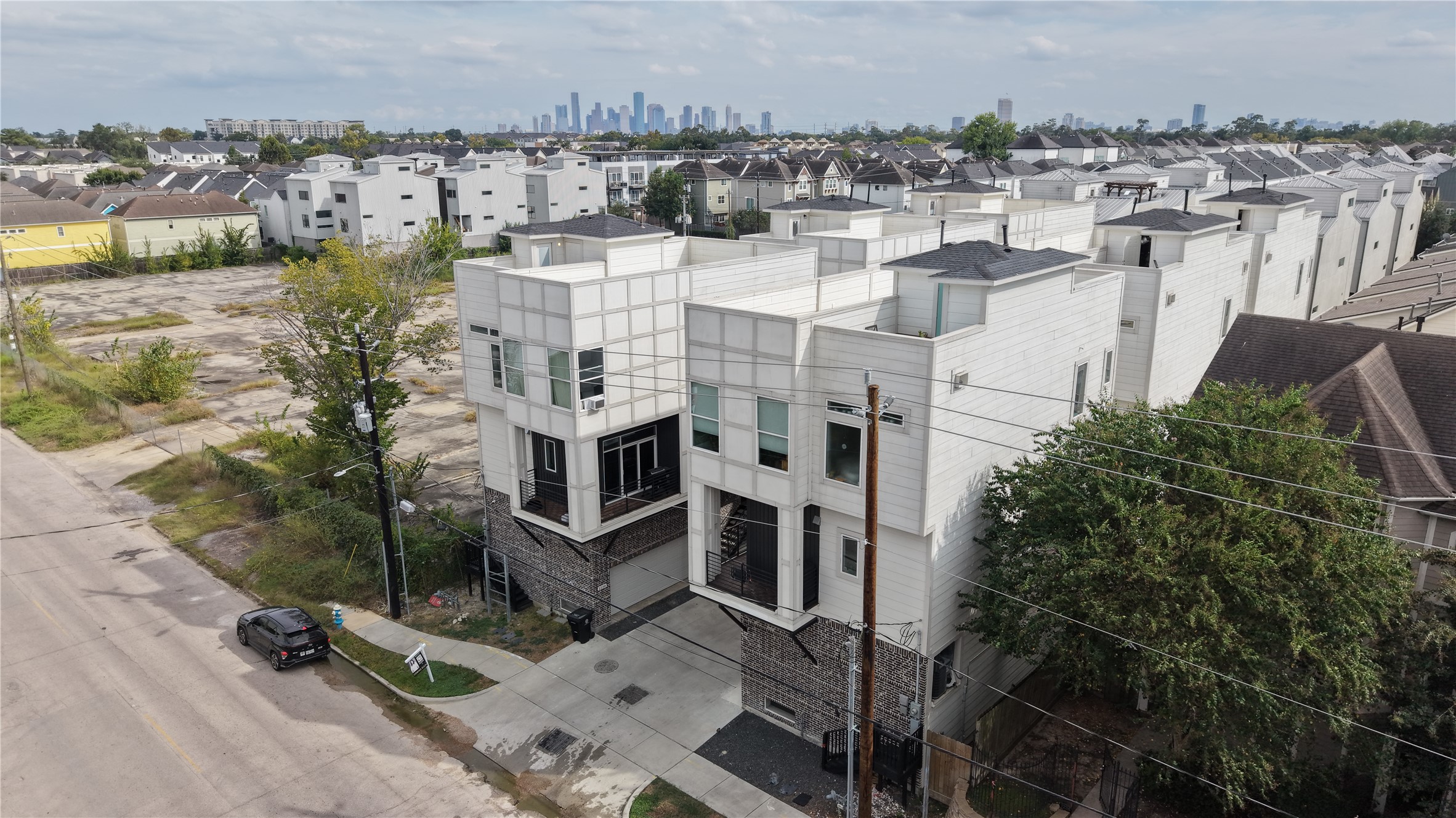 1222 W 18th Street, Houston, TX 77008