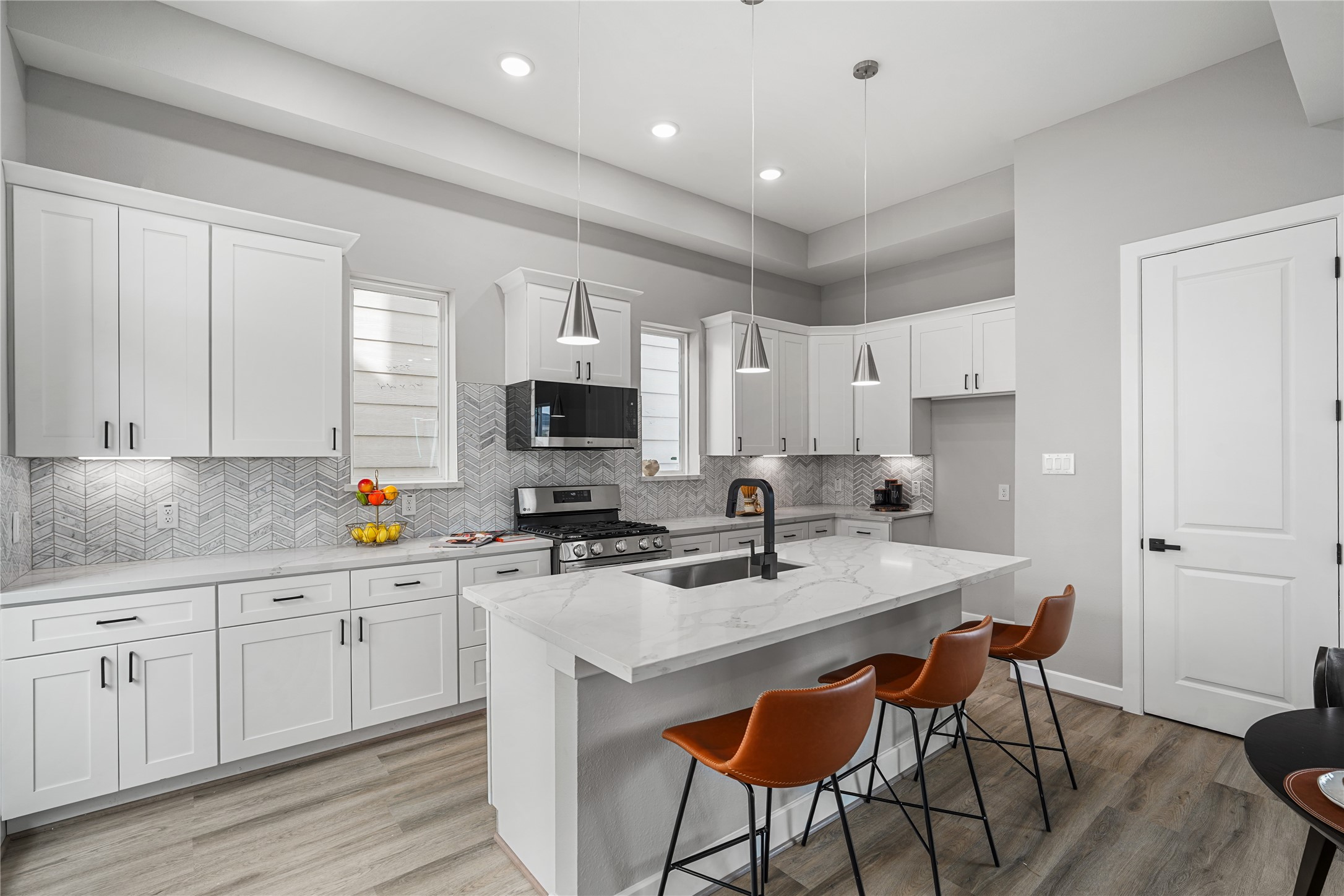 1222 W 18th Street, Houston, TX 77008