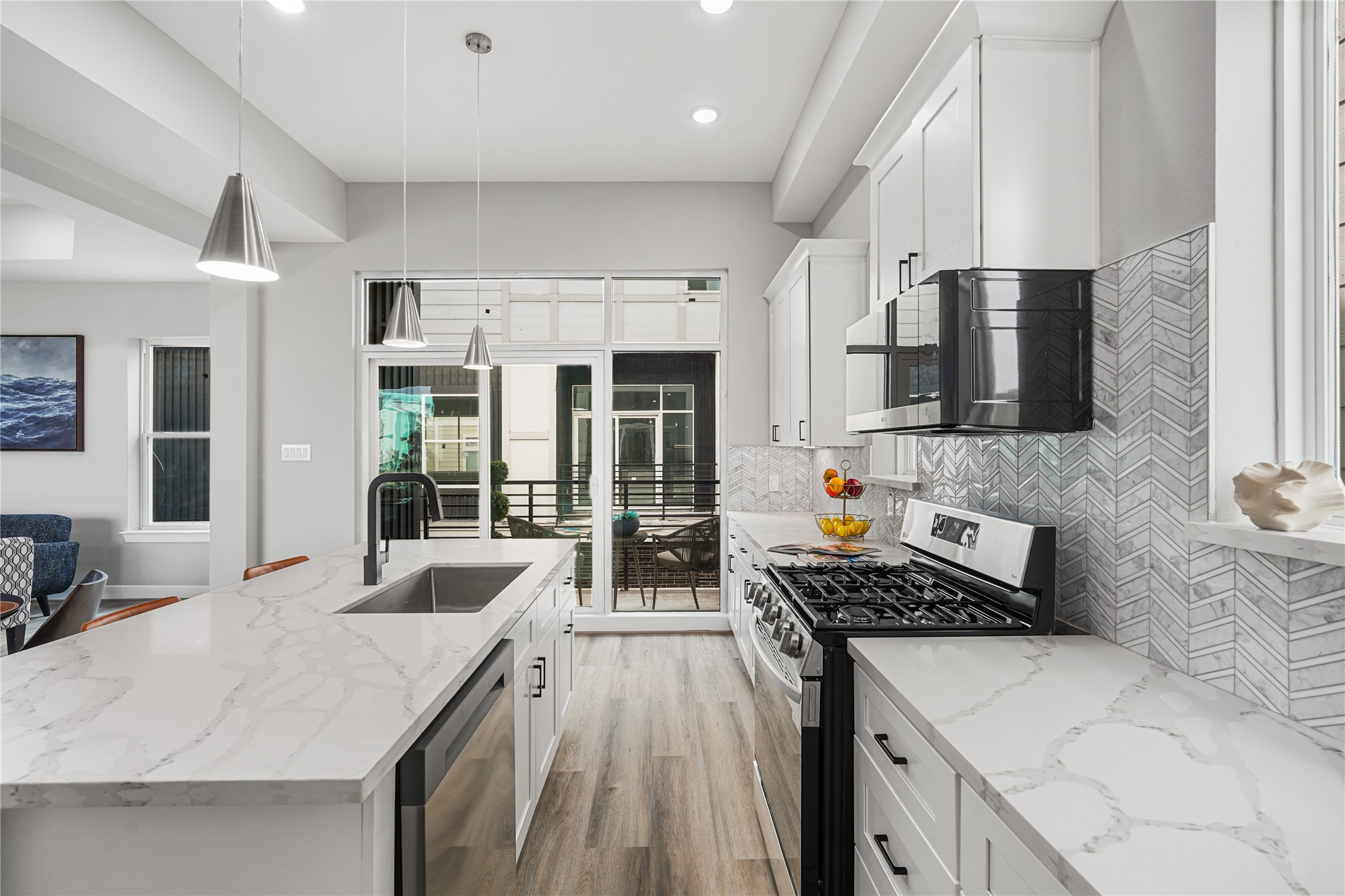 1222 W 18th Street, Houston, TX 77008