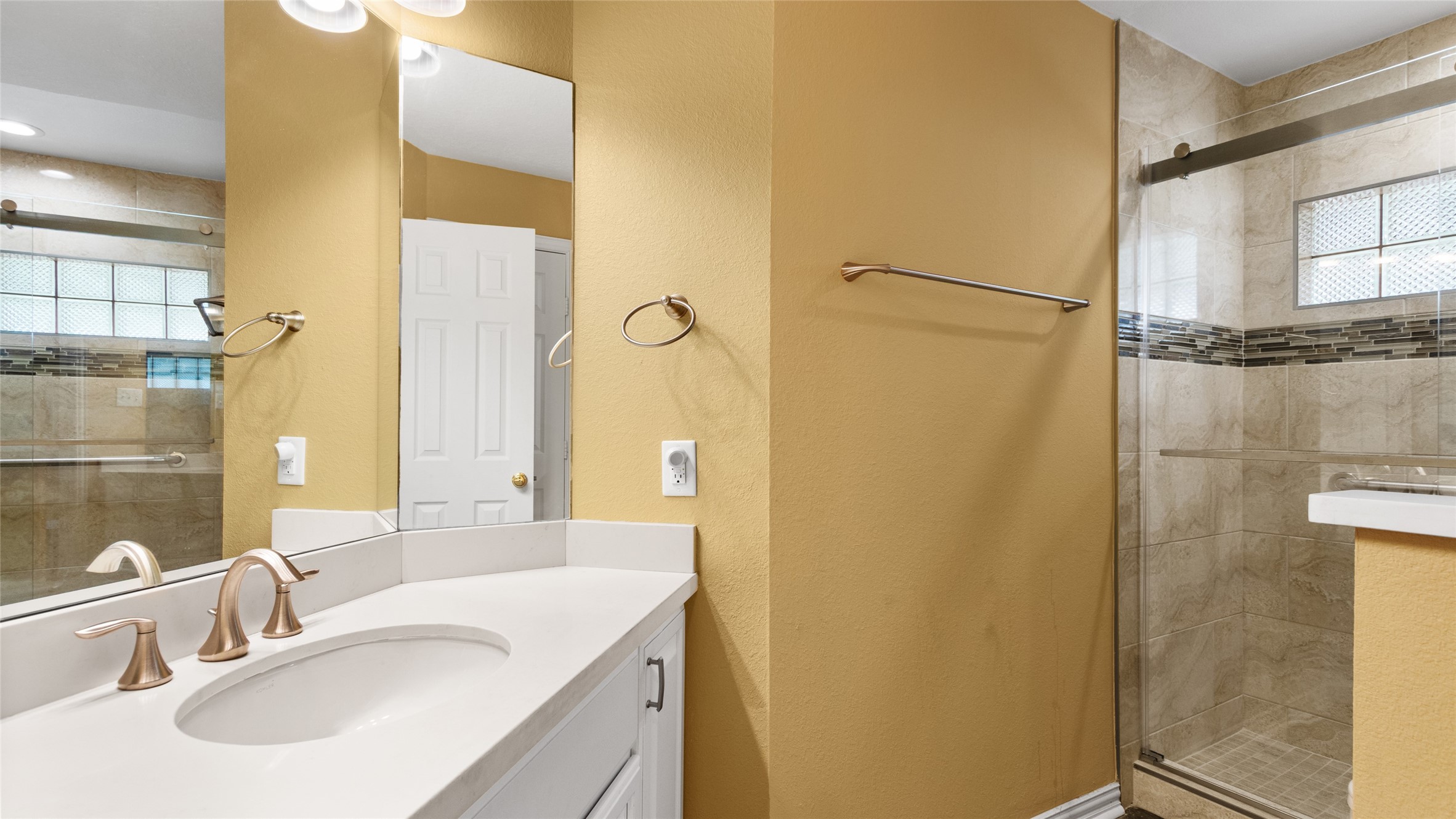 Guest bath