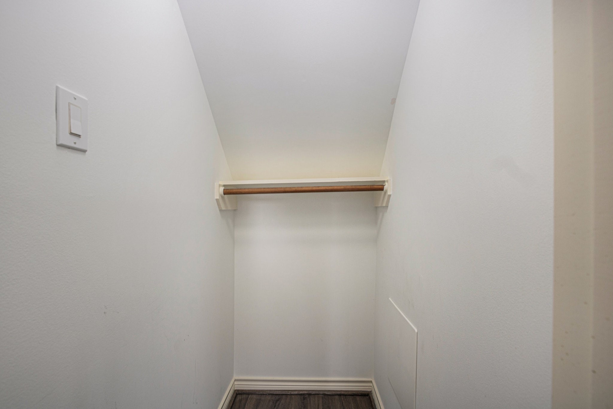 Convenient Closet