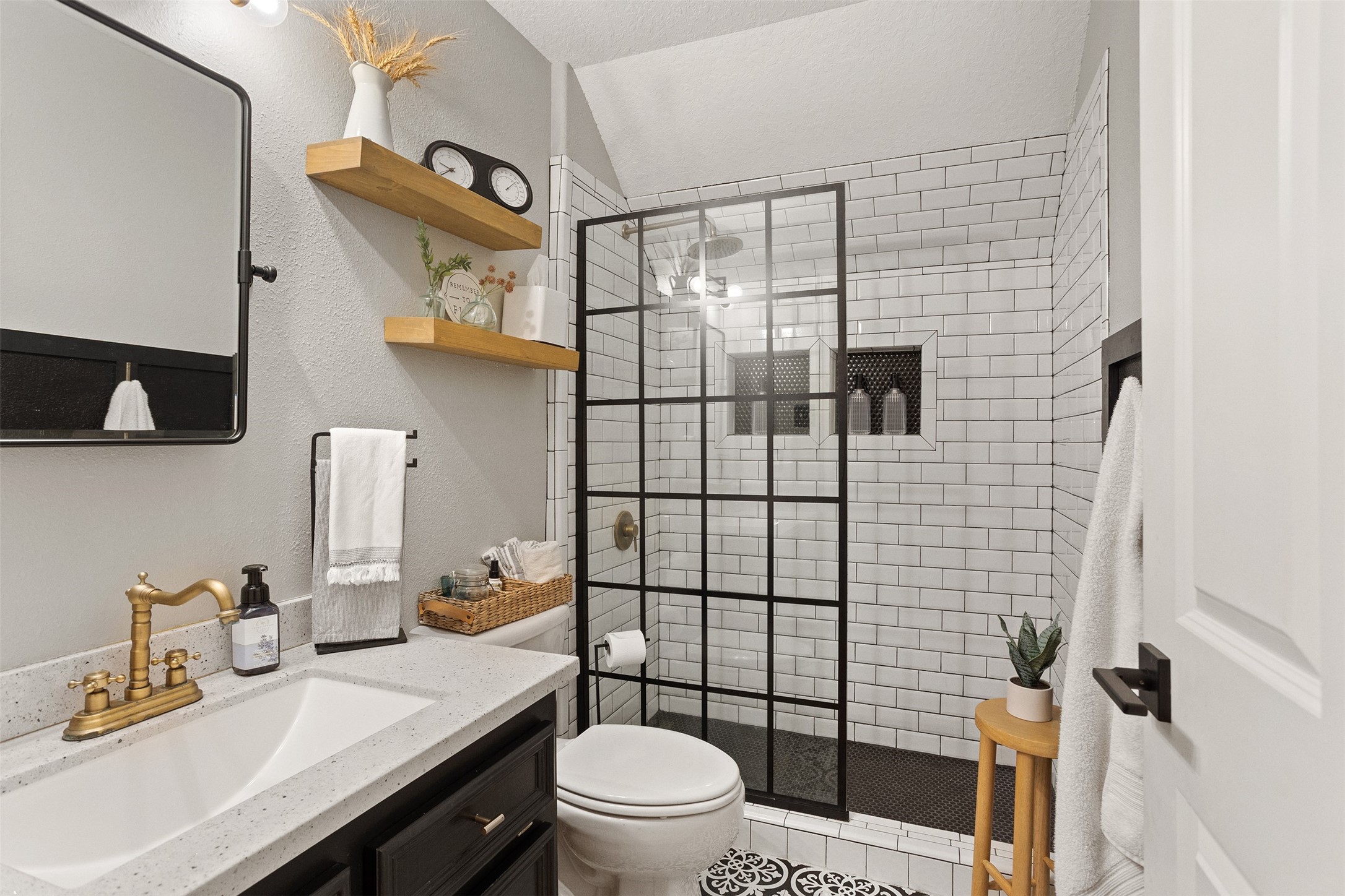 Full Bath Upstairs