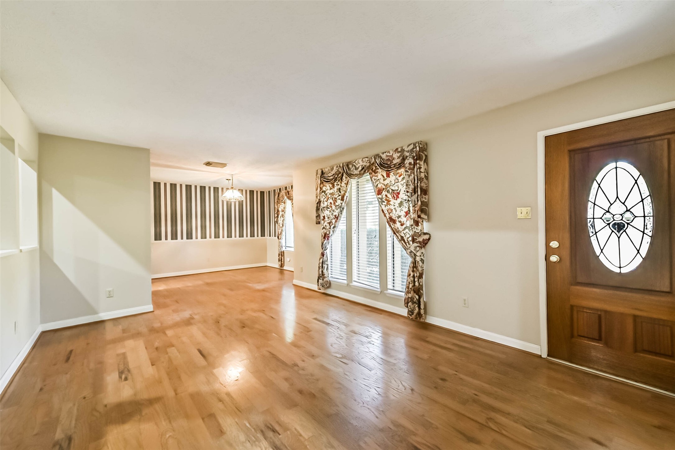 3802 Glenwood Springs Drive, Houston, TX 77345 3802 Glenwood Springs Drive, Houston, TX 77345