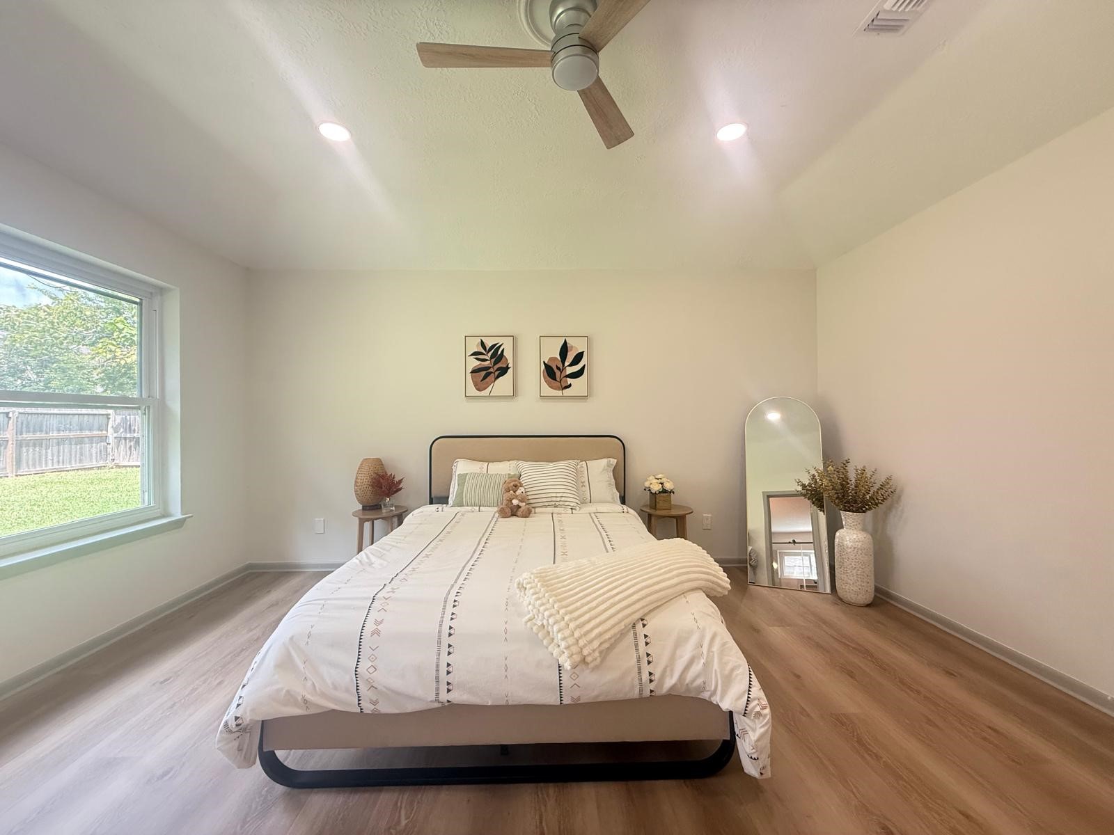 3826 Manordale Drive, Houston, TX 77082