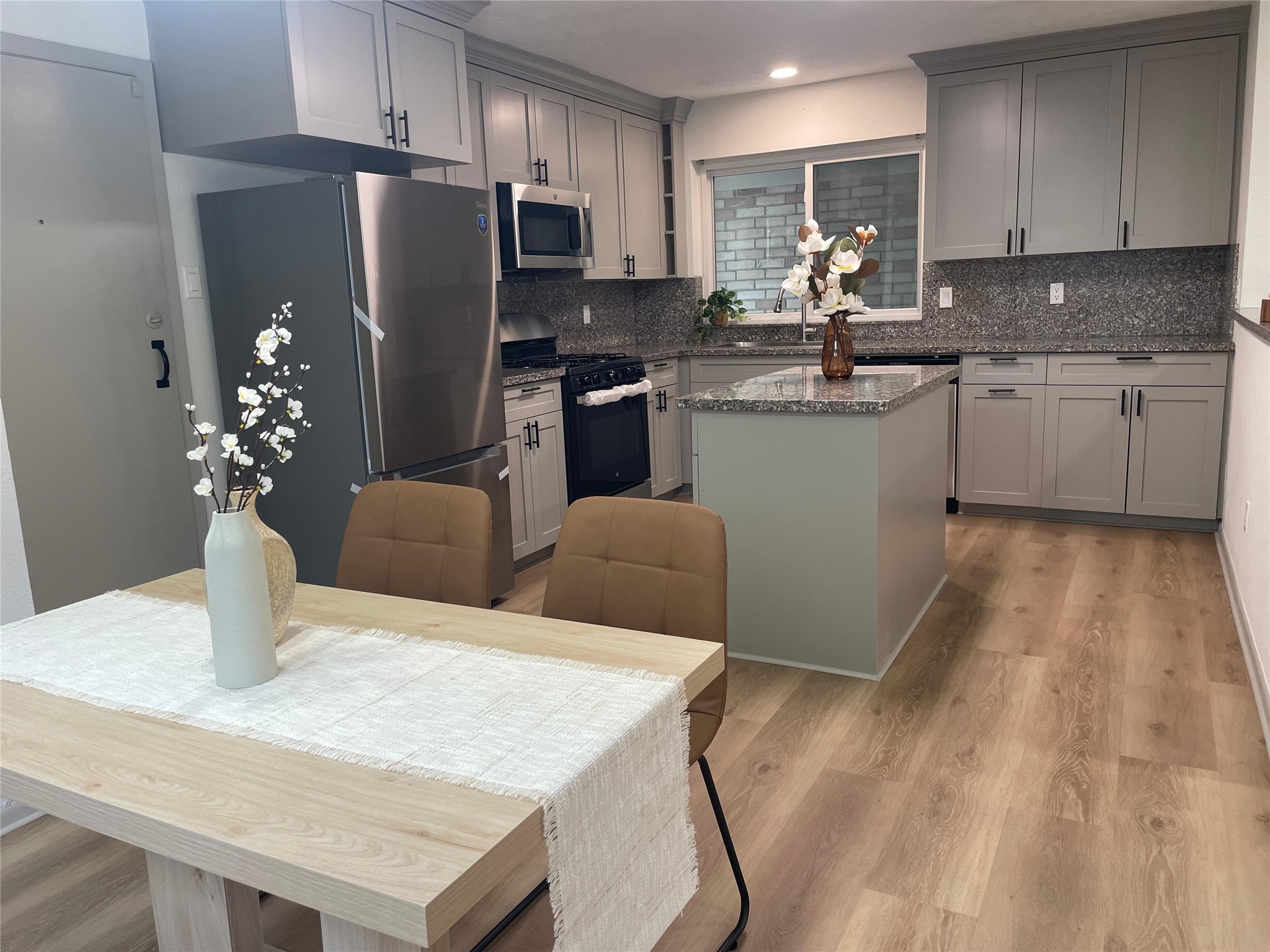 3826 Manordale Drive, Houston, TX 77082
