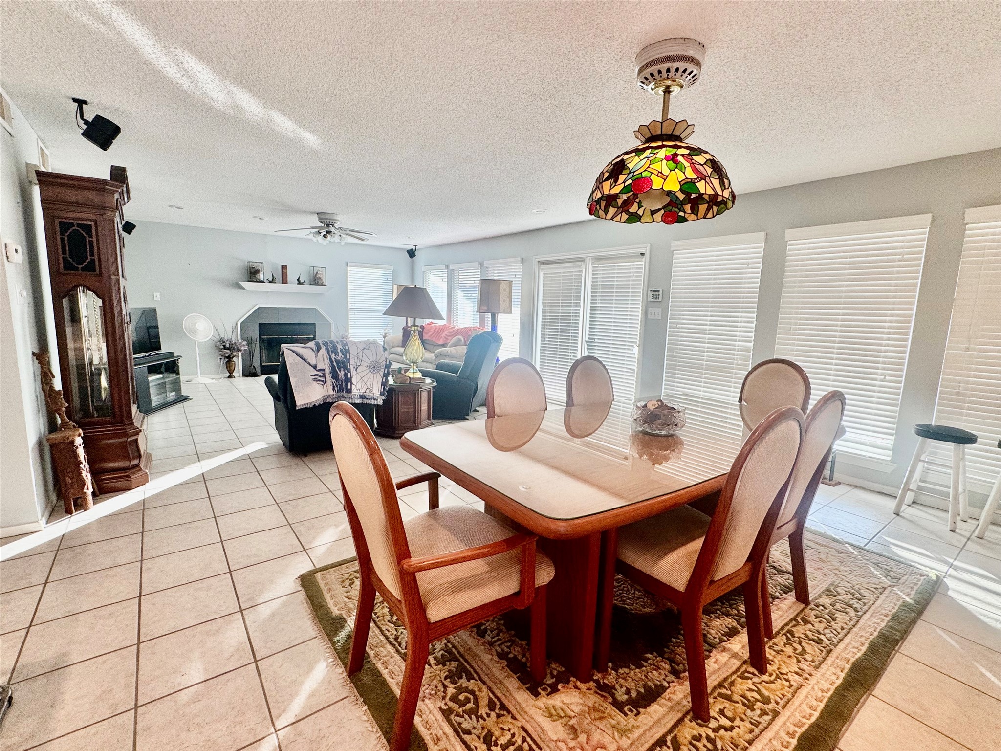 1019 Tiki Drive, Tiki Island, TX 77554