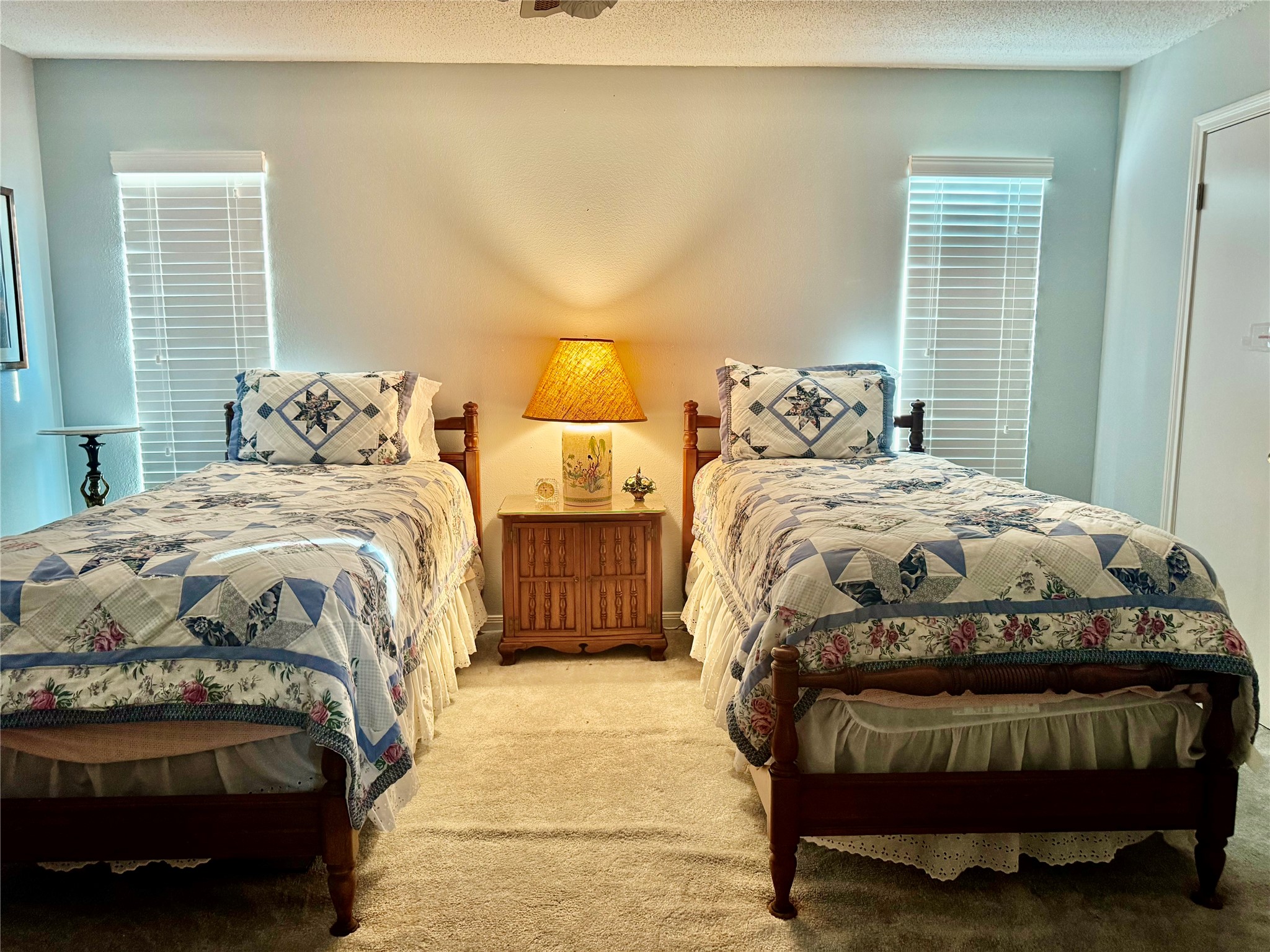 1019 Tiki Drive, Tiki Island, TX 77554