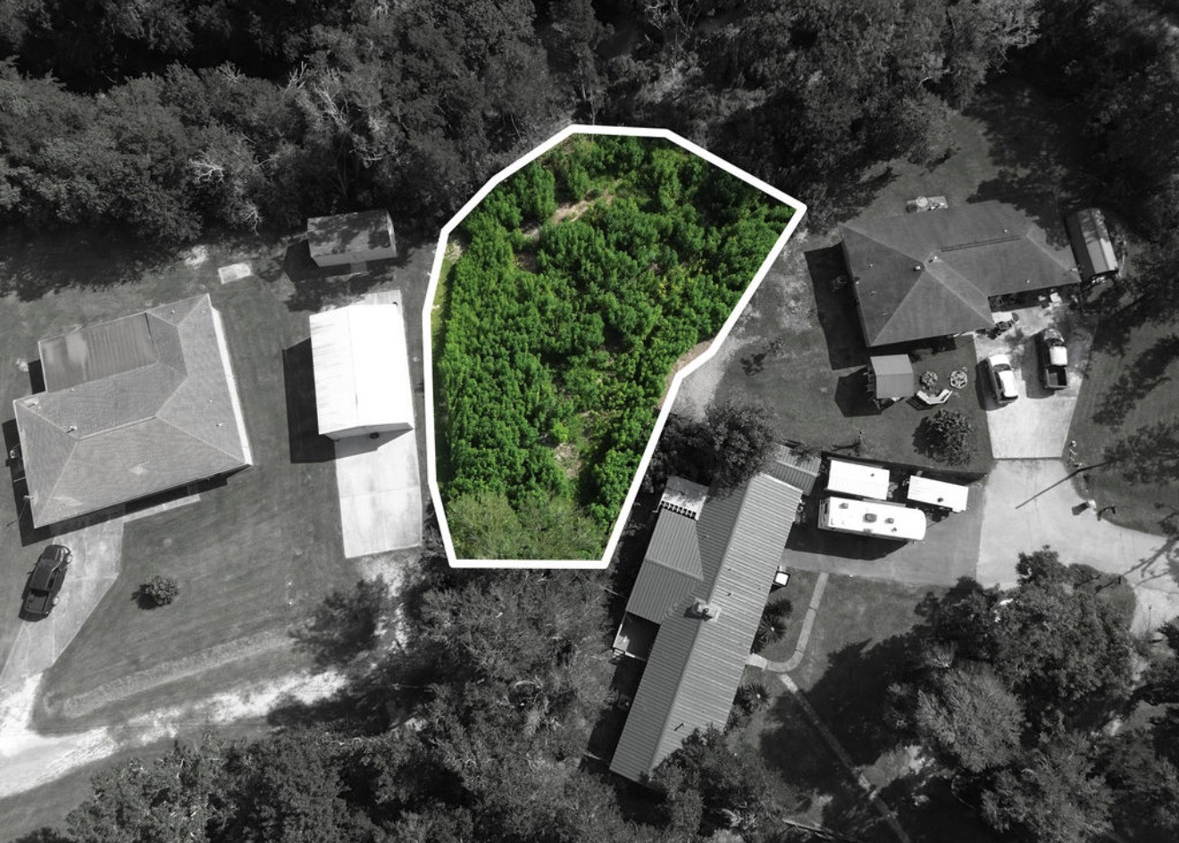 9230 Woodacres Dr, Hitchcock, TX 77563