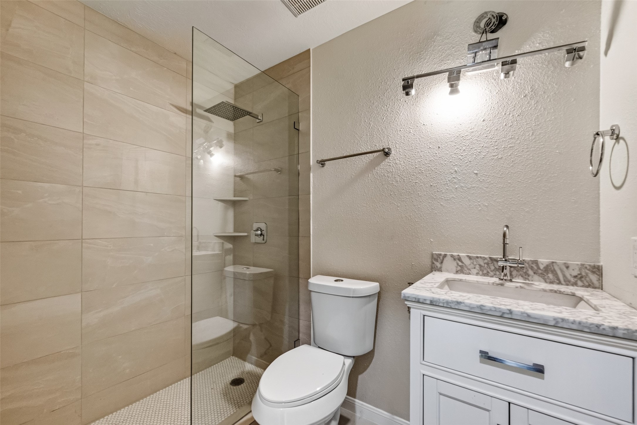 2210 Laurel River Bend, Houston, TX 77014
