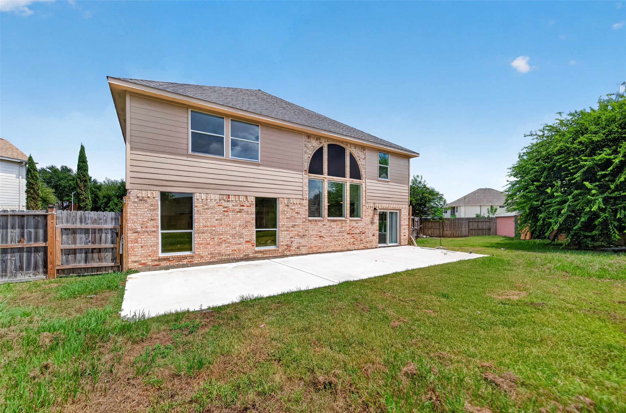 2210 Laurel River Bend, Houston, TX 77014