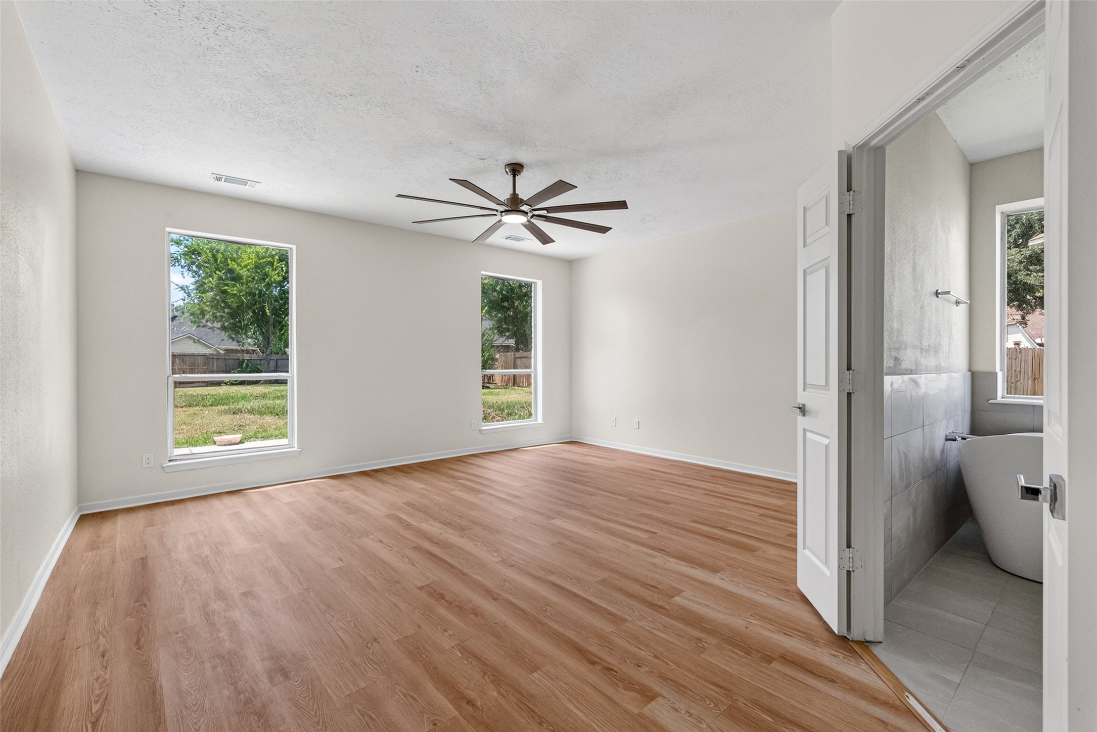 2210 Laurel River Bend, Houston, TX 77014