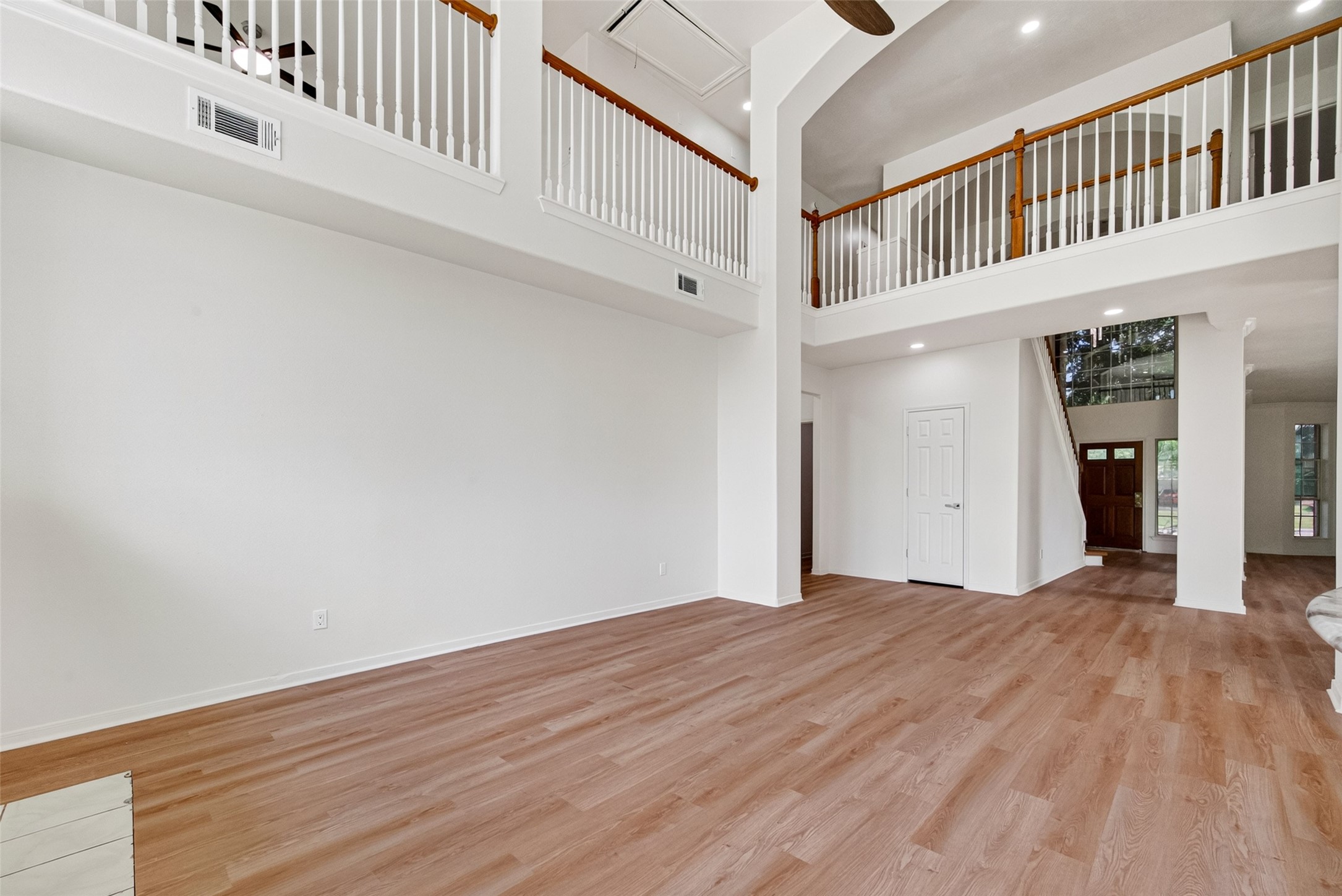 2210 Laurel River Bend, Houston, TX 77014