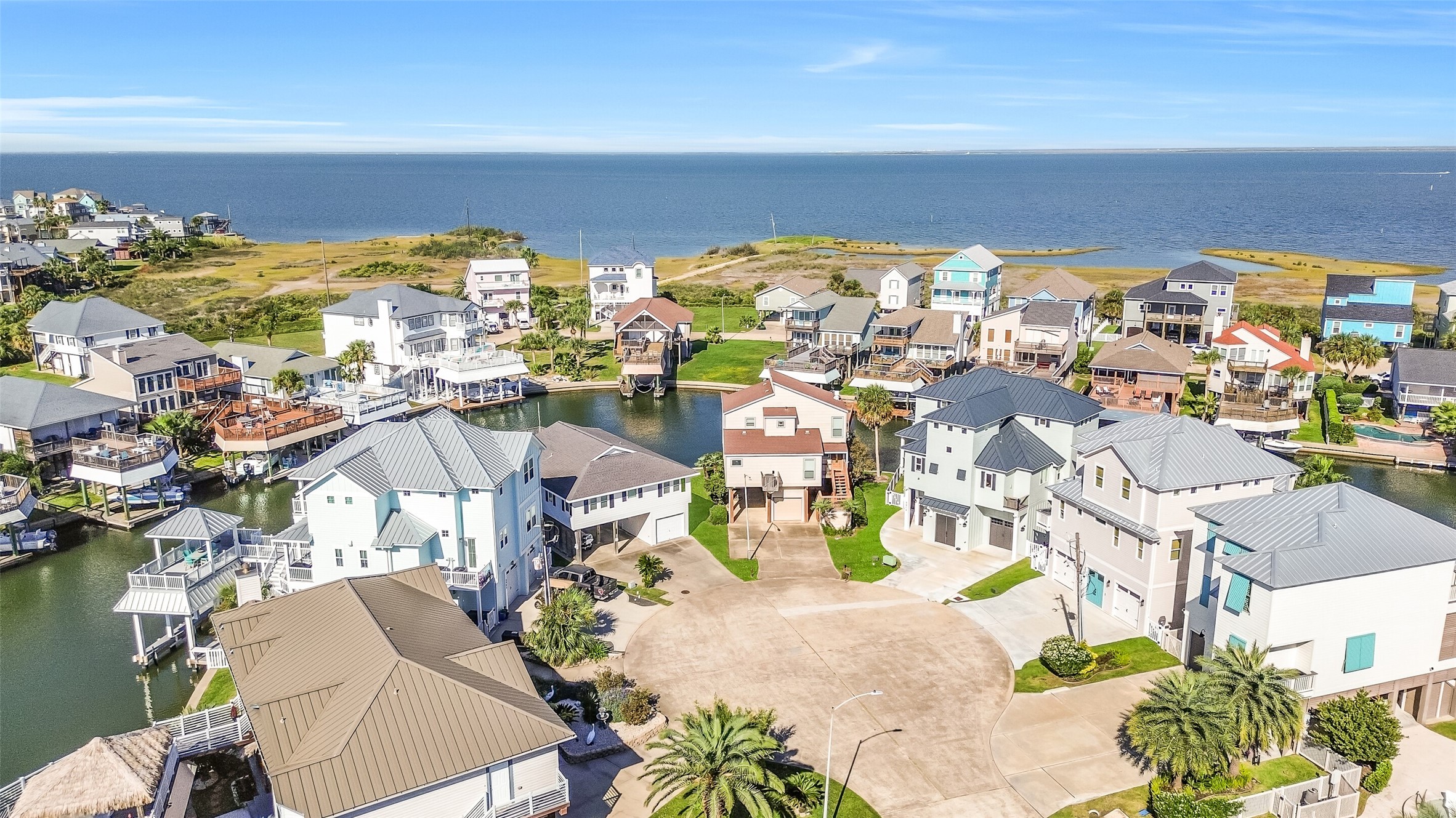 3902 Island Court, Galveston, TX 77554