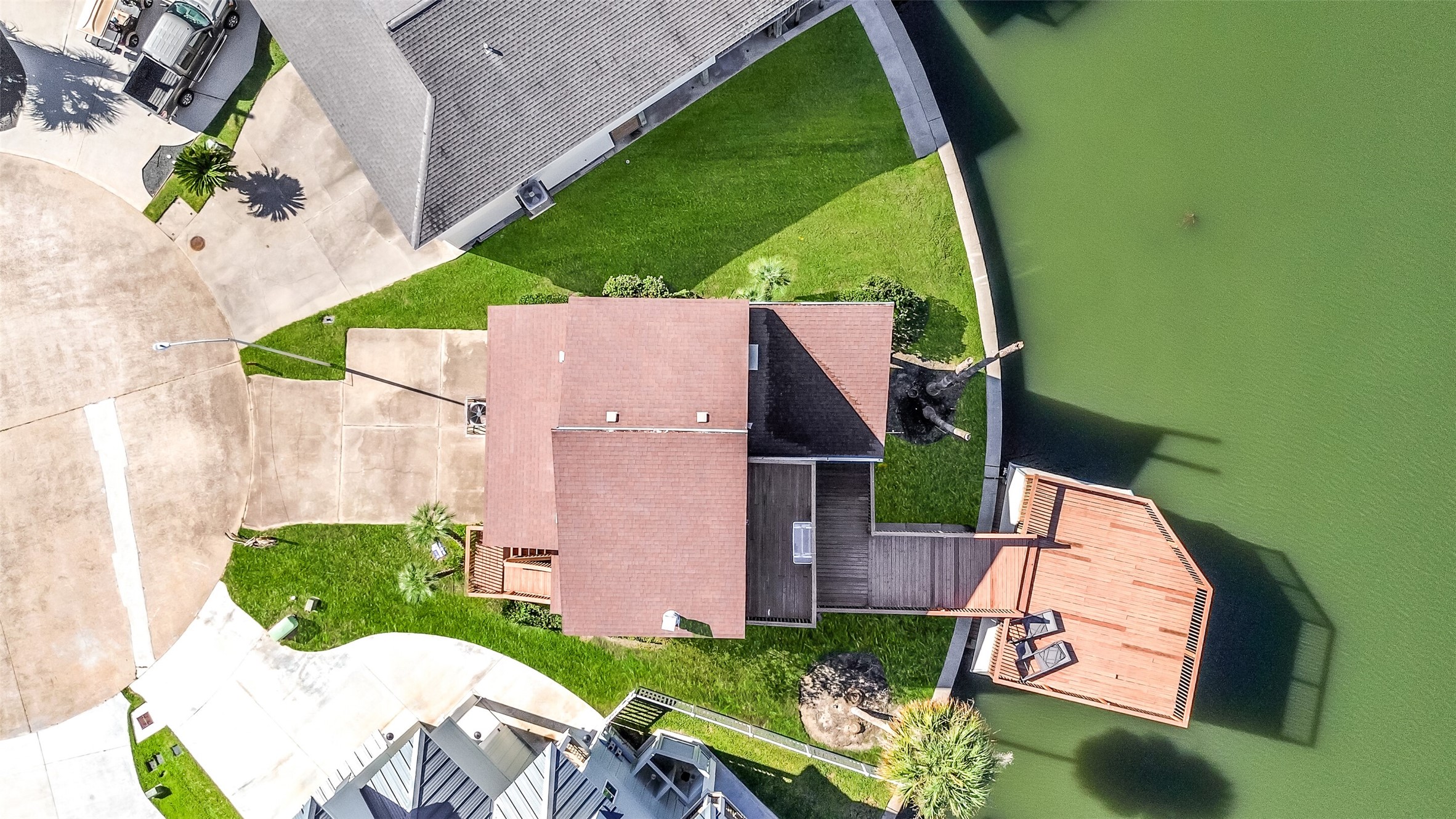 3902 Island Court, Galveston, TX 77554