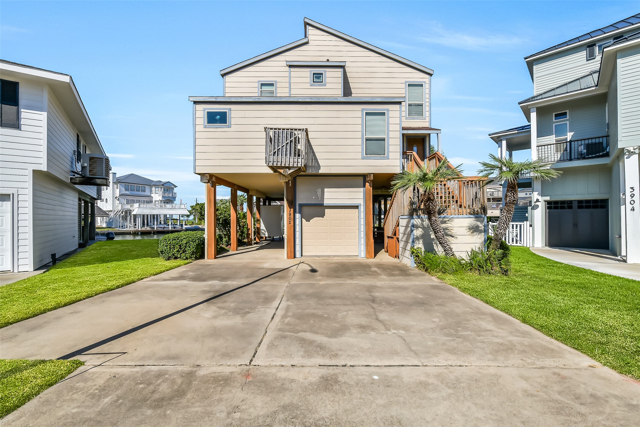 3902 Island Court, Galveston, TX 77554