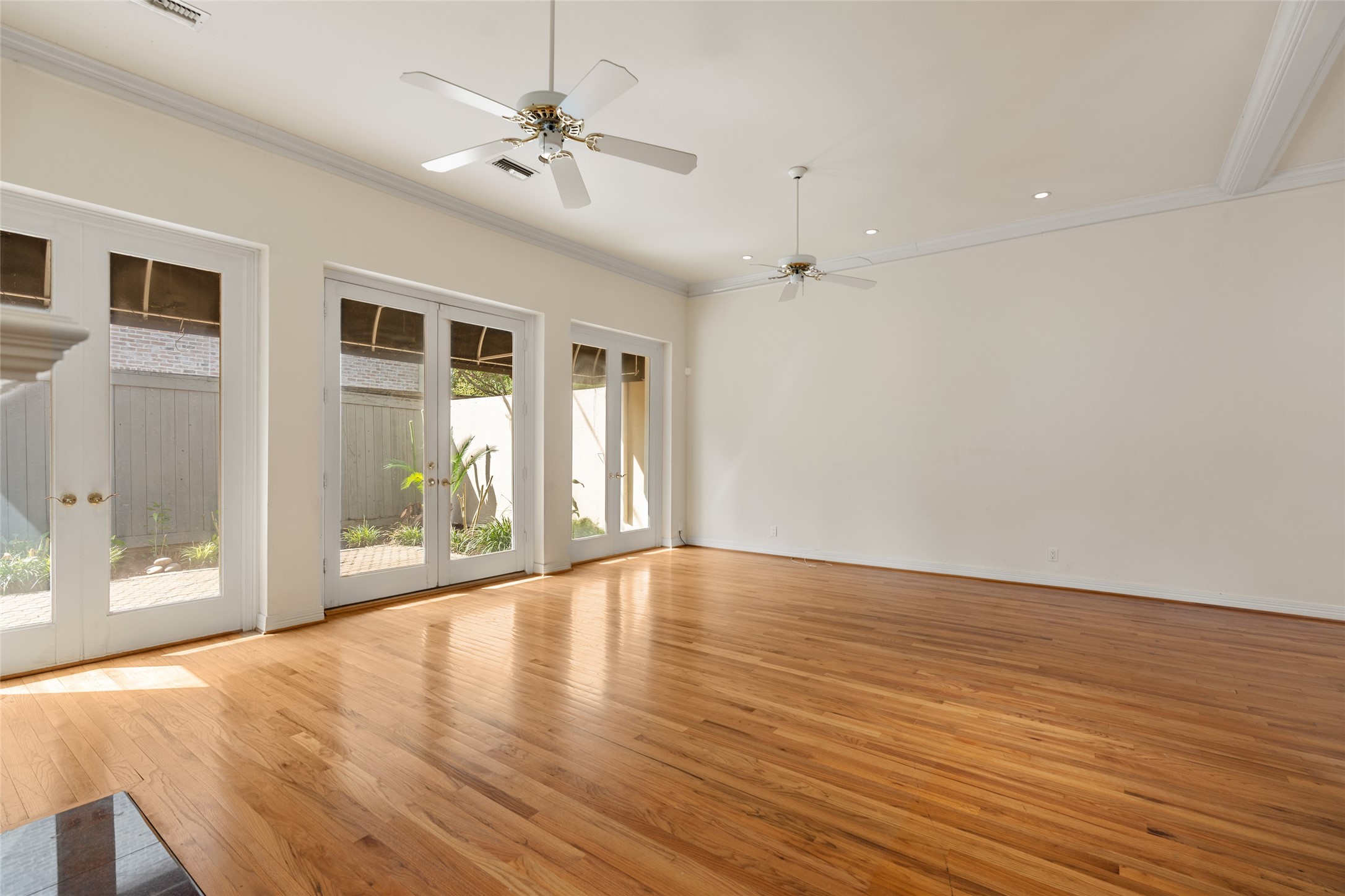 Another angle of living area.