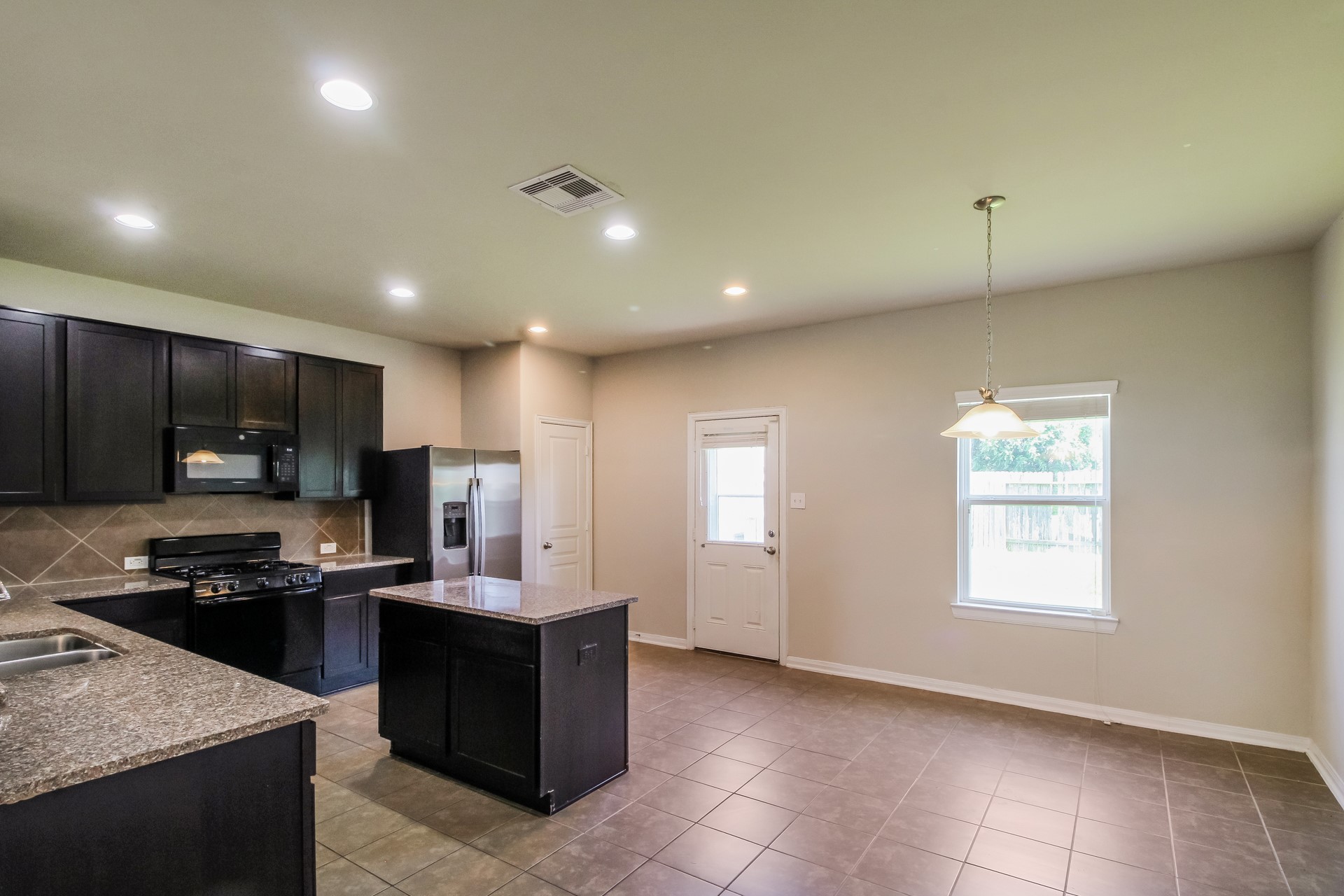 7901 Beryl Court, Texas City, TX 77591 7901 Beryl Court, Texas City, TX 77591