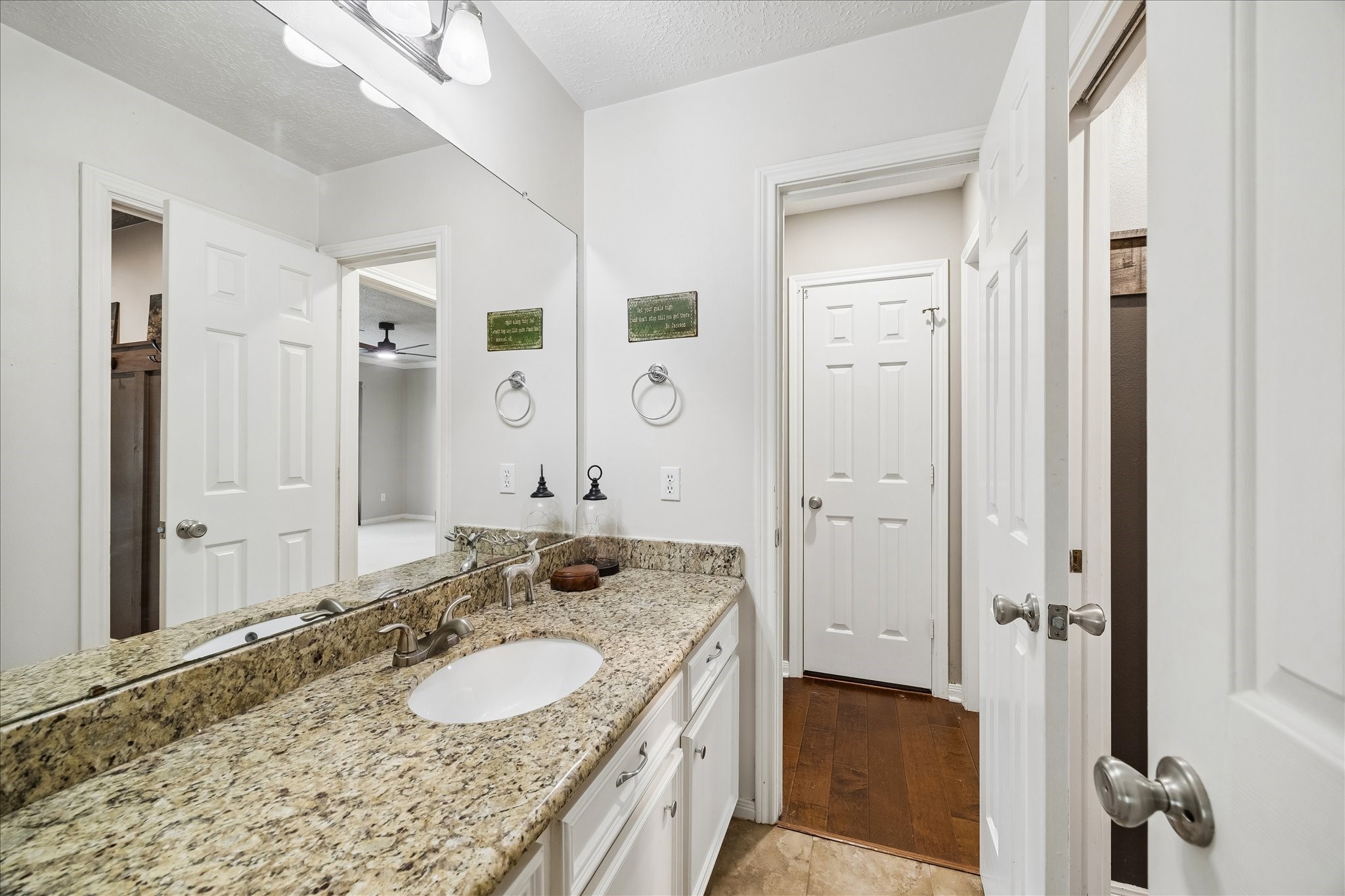 5911 Garden Hollow Court, Houston, TX 77345