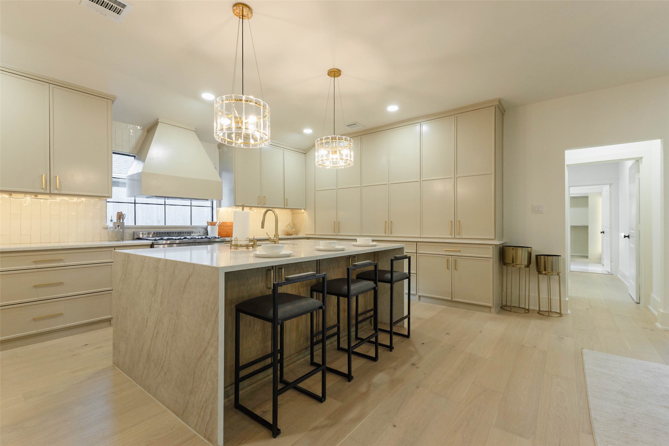 9910 Briarwild Lane, Houston, TX 77080