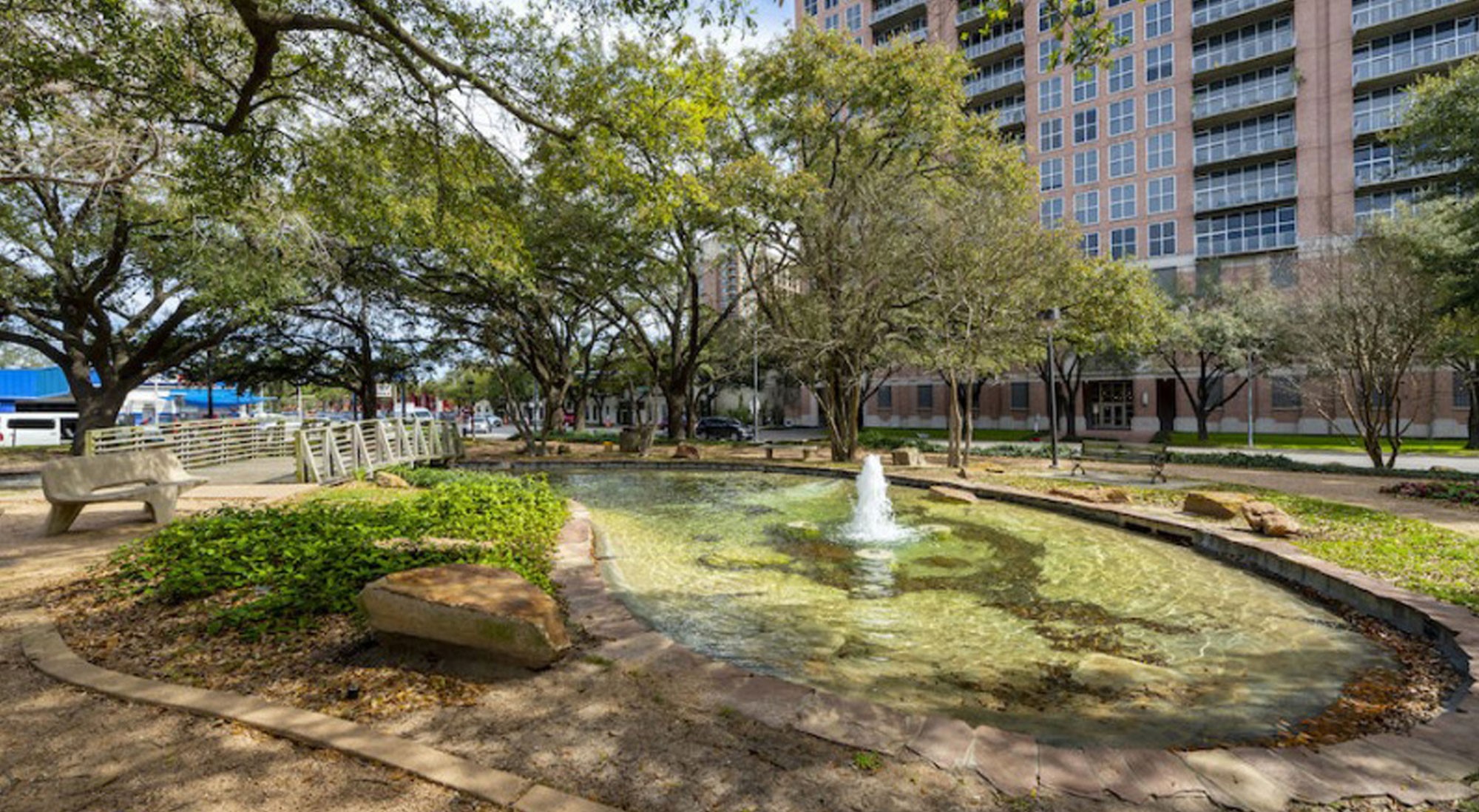 Bell Park, right across the street, offers a quiet repose with a pond and abundant tree covered seating areas.