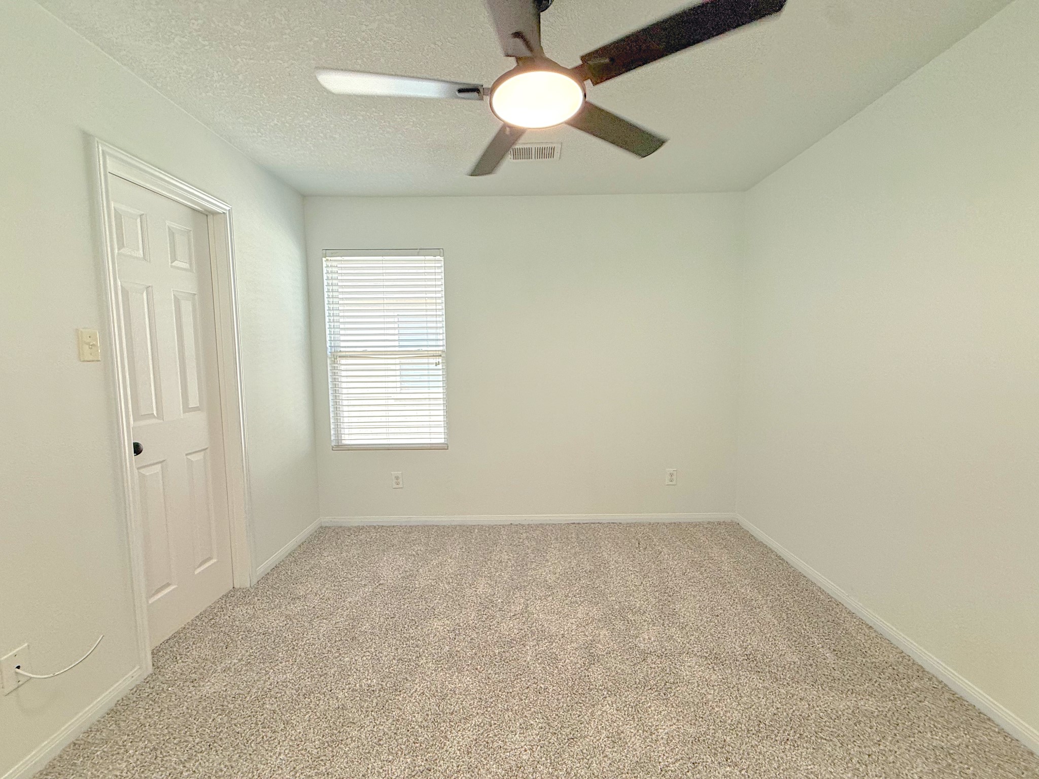 7902 Sesame Street, Baytown, TX 77521