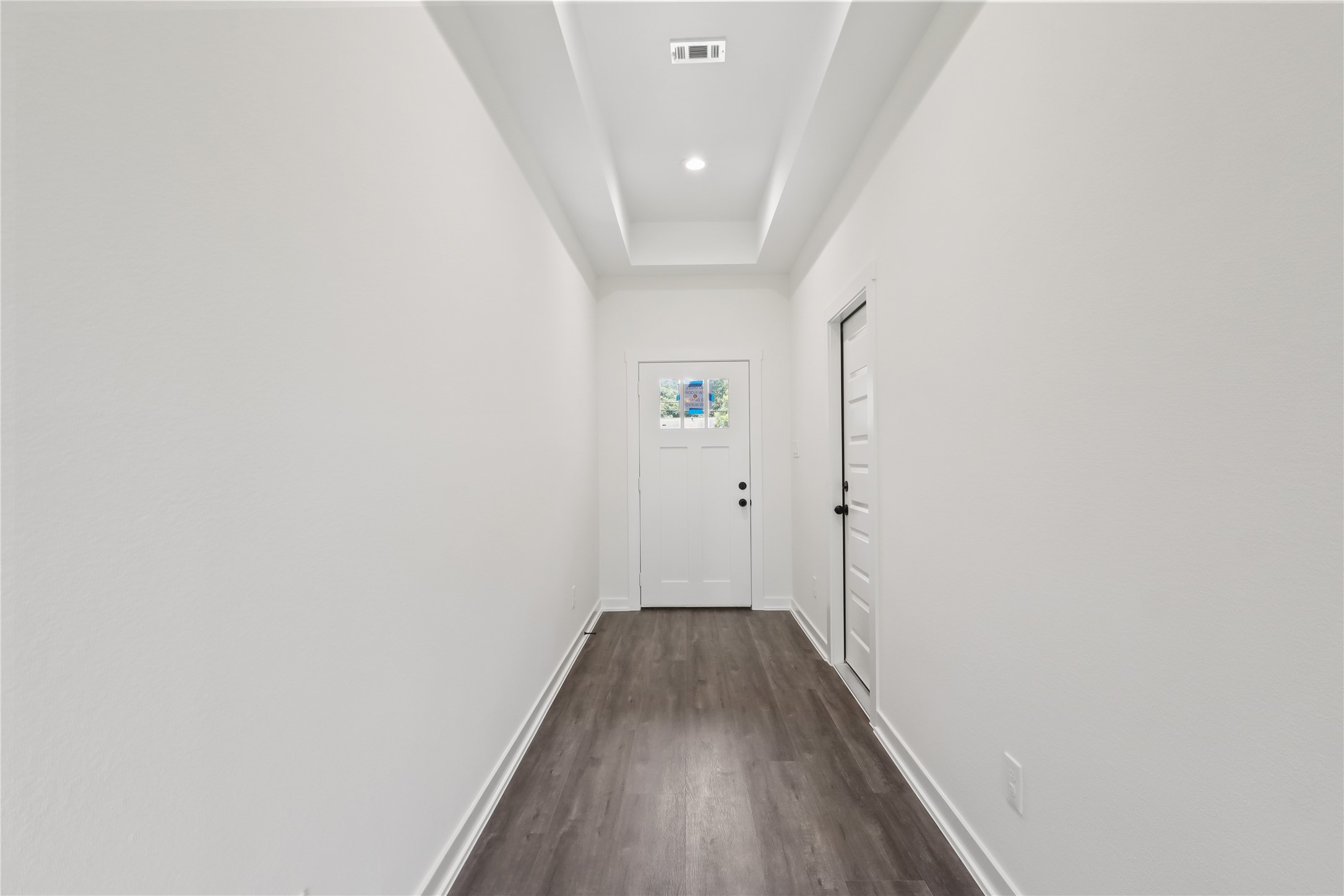 Entrance with high ceiling