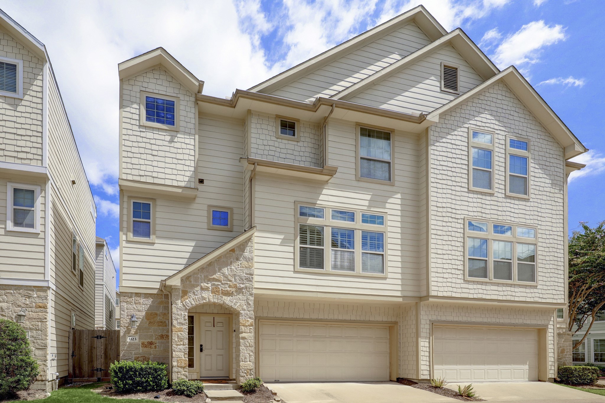 3323 Masters Point Drive, Houston, TX 77091